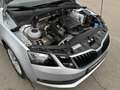 Skoda Octavia SW 1.0 TSI Ambition DSG / GPS / CARPLAY / ATTELAGE Plateado - thumbnail 19