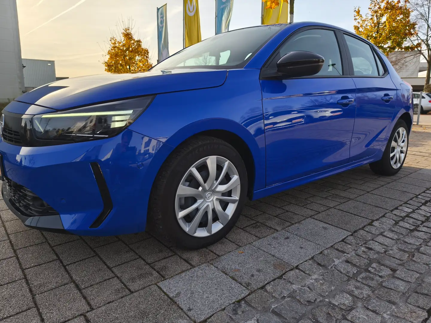 Opel Corsa 1.2 100PS Direct Injection Turbo/PDC v+h/LED/Sitzh Blau - 1