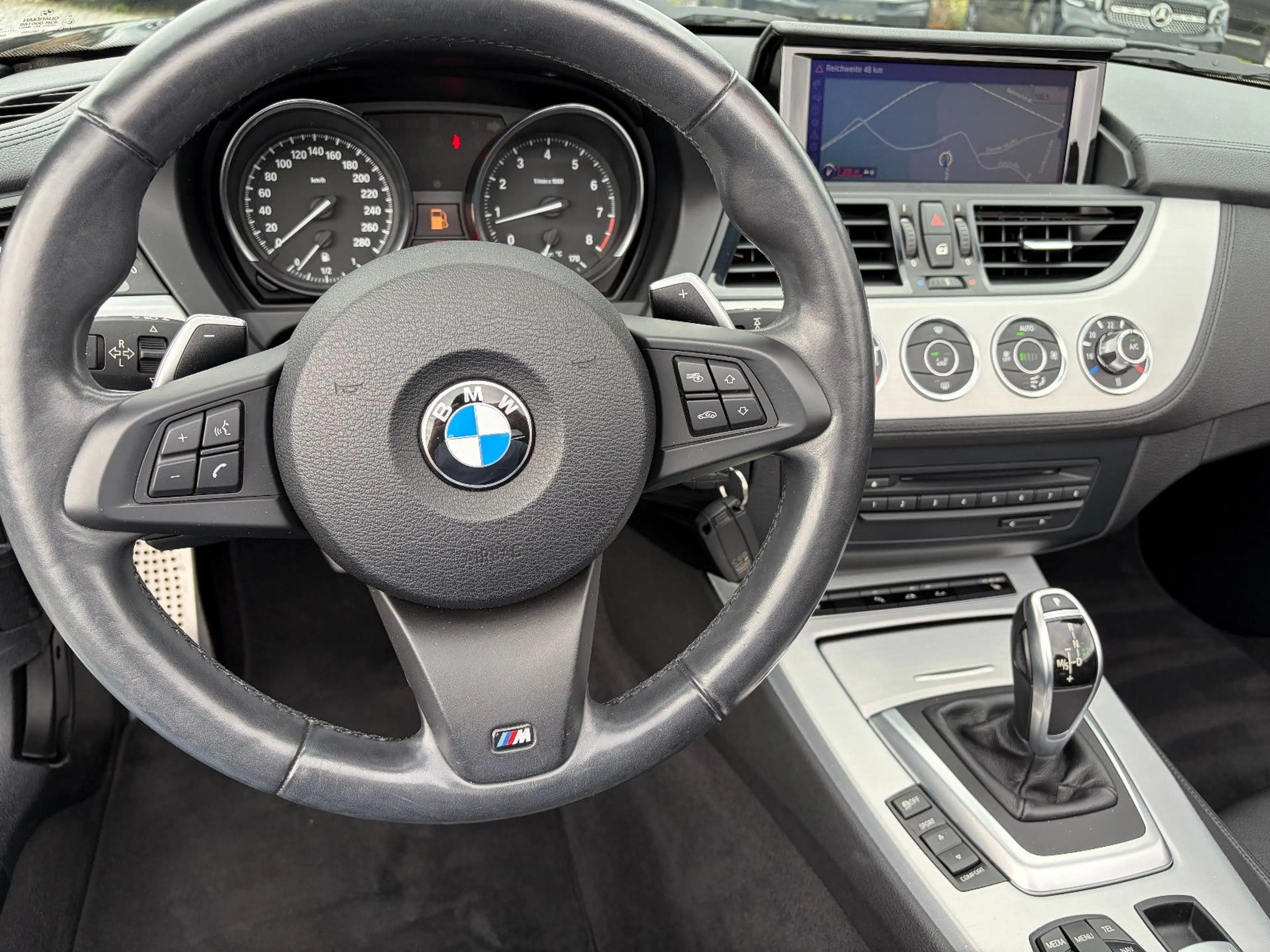 BMW Z4 Roadster sdrive 20 i — photo 9