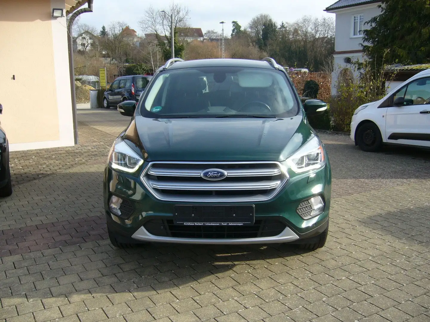 Ford Kuga 4x4 Xenon, AHK, Kamera, elek. Klappe, 18" Vert - 2
