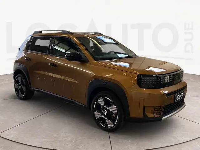 Fiat Grande Panda view 3