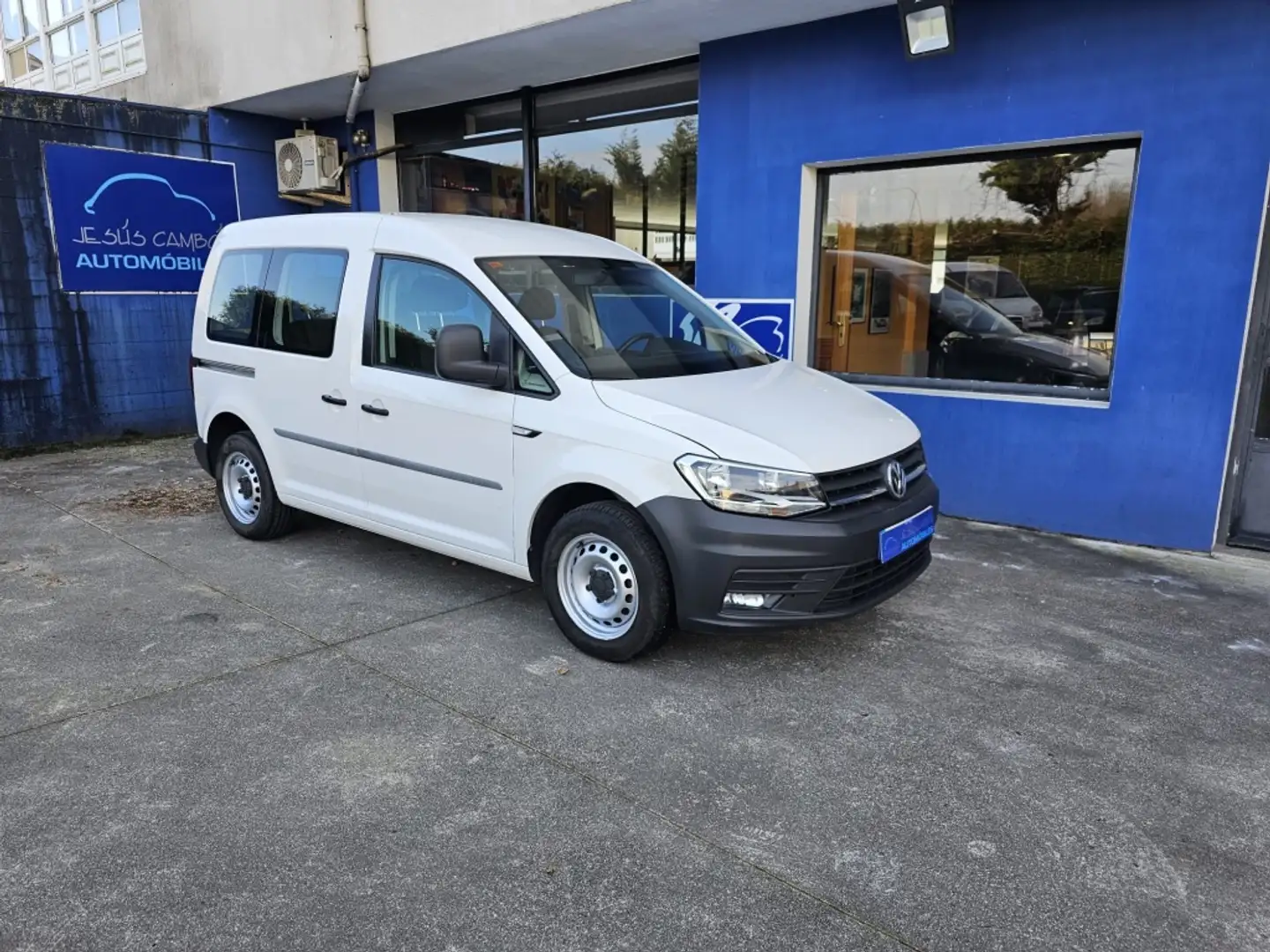Volkswagen Caddy 2.0TDI Kombi 75kW Weiß - 1