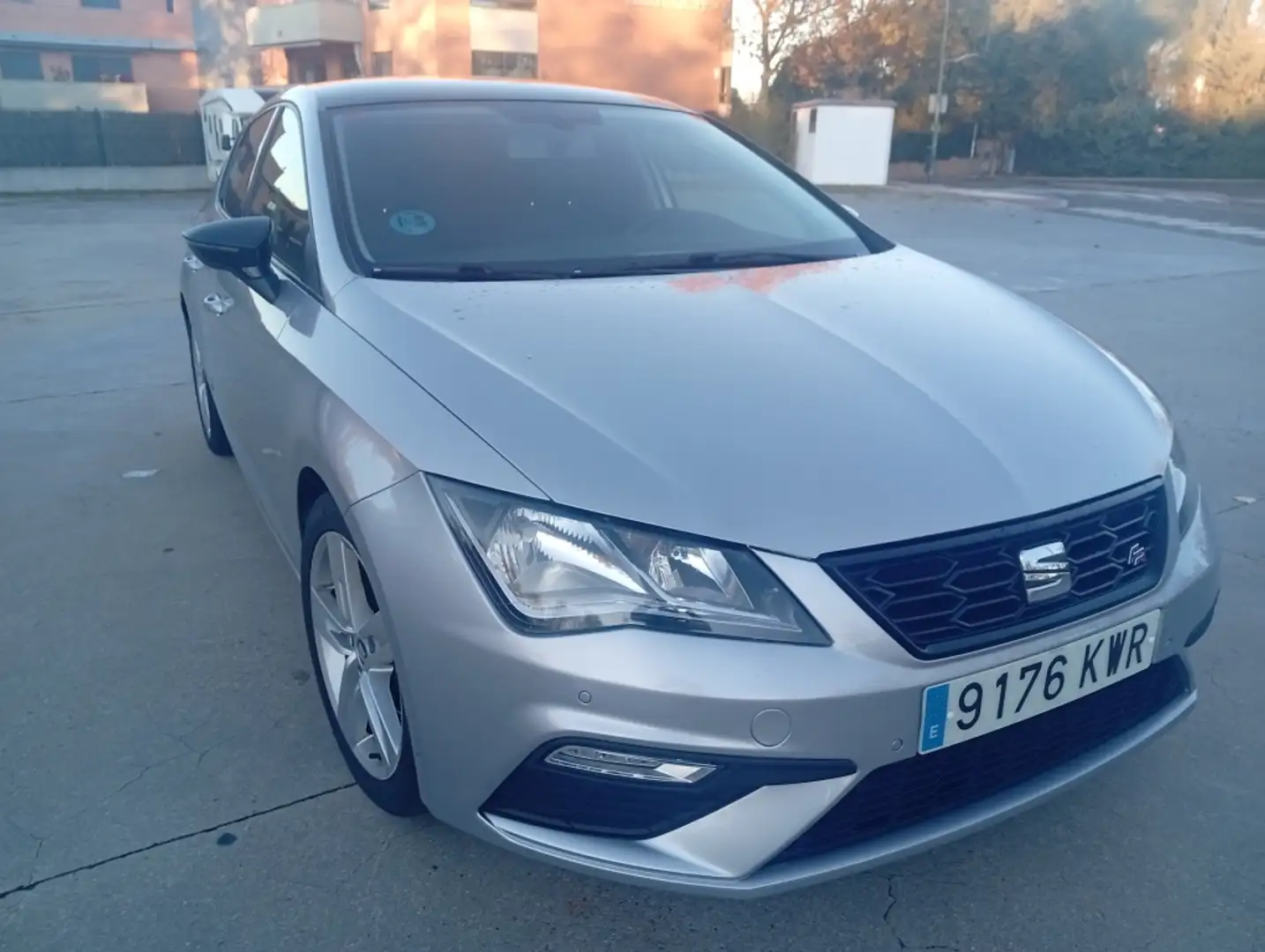 SEAT Leon 1.5 EcoTSI S&S FR Fast Edition 150 Gris - 2