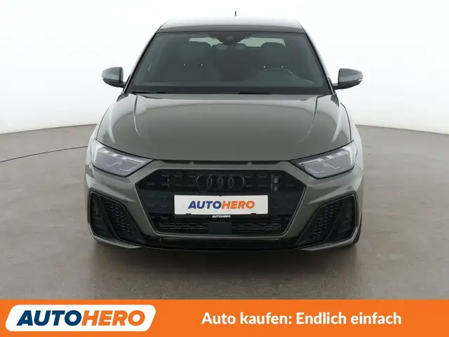 Audi A1 view 9