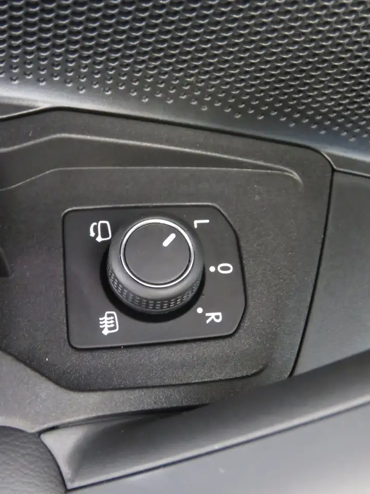 Volkswagen Tiguan Sport TDI DSG 6