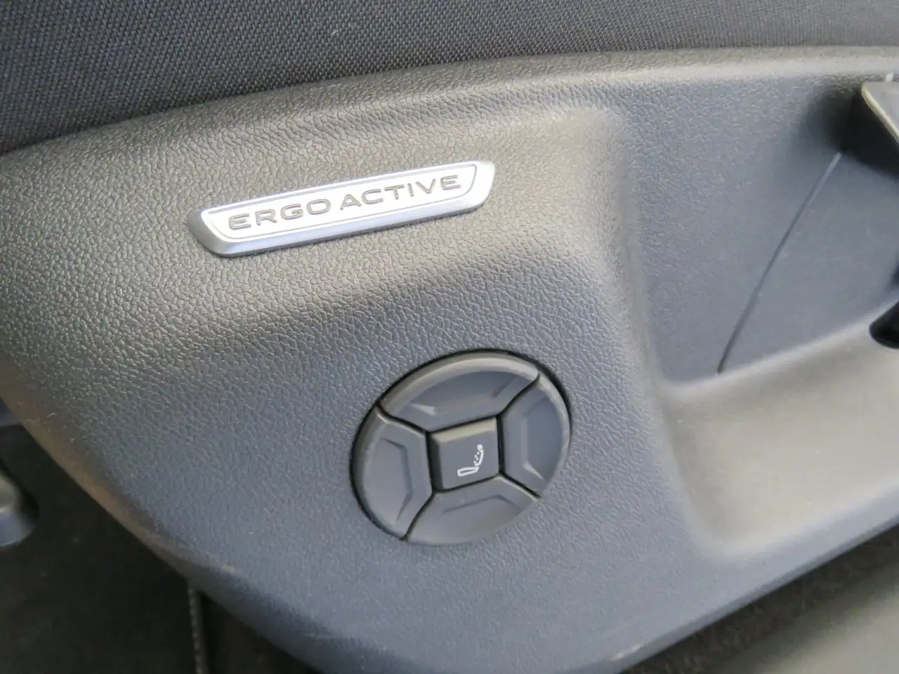 Volkswagen Tiguan Sport TDI DSG 7