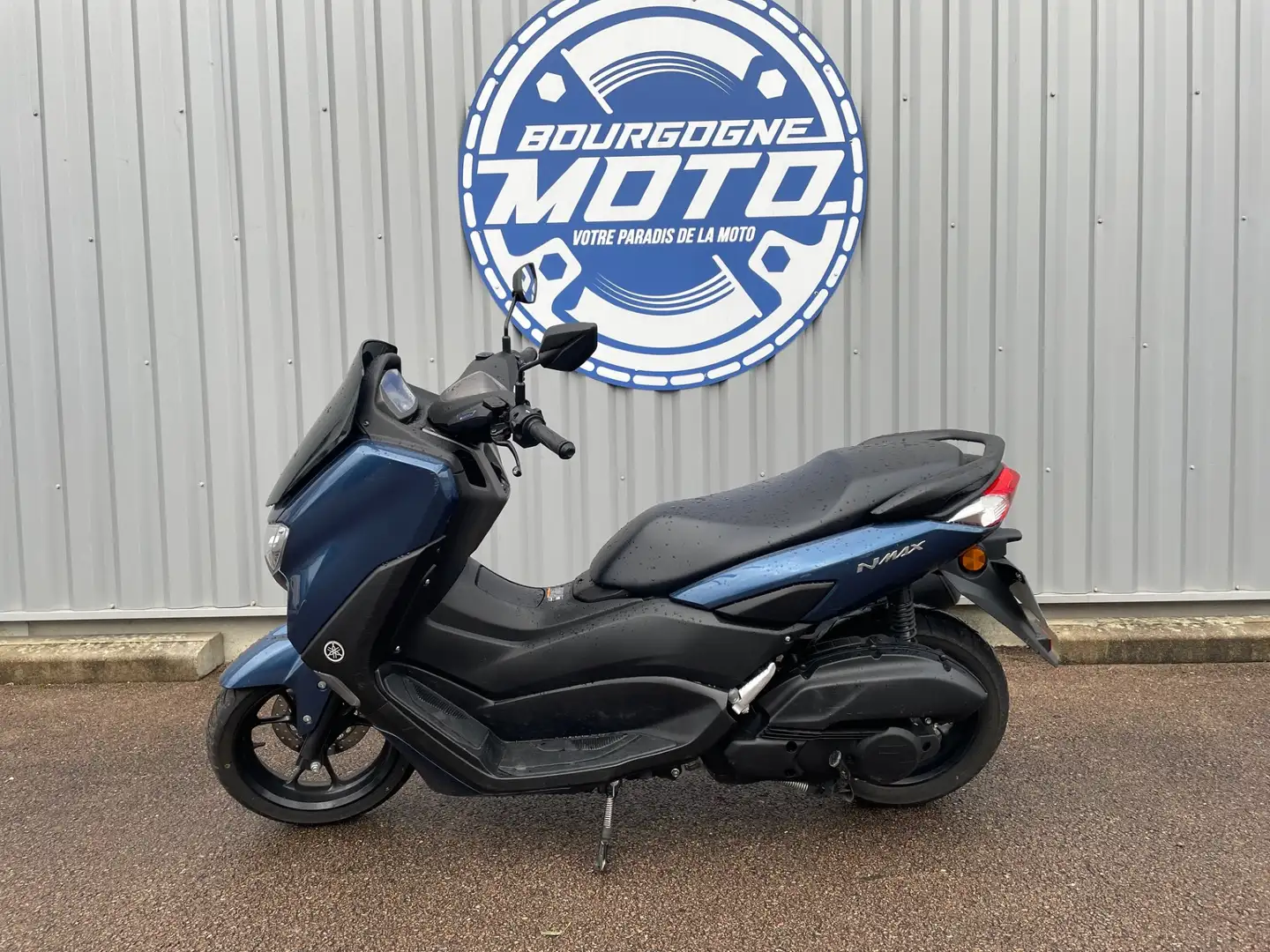 Yamaha NMAX - 1