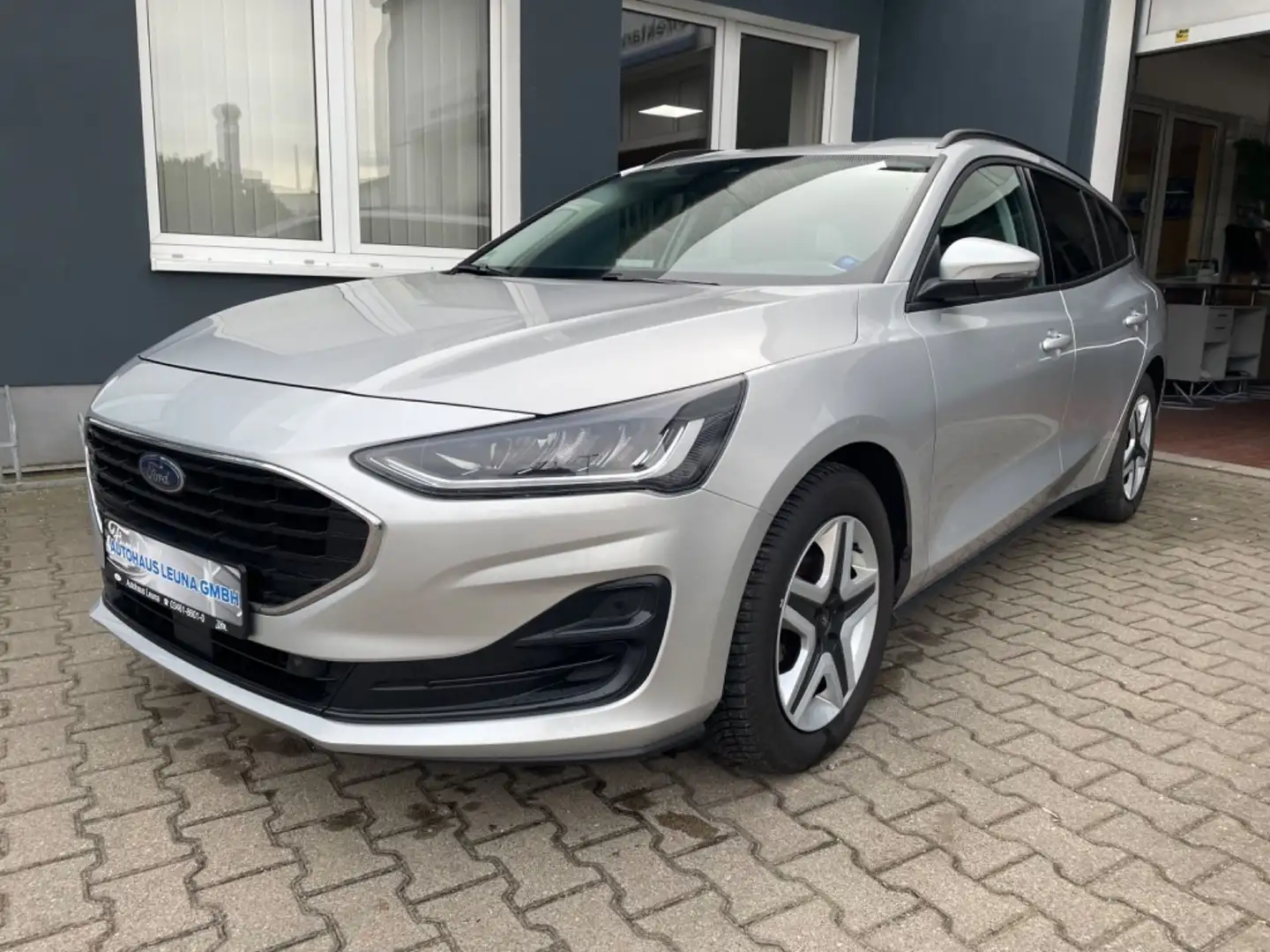 Ford Focus Kombi Hybrid125Ps  LED/ACC/Navi/FSH/SHZ Silber - 1