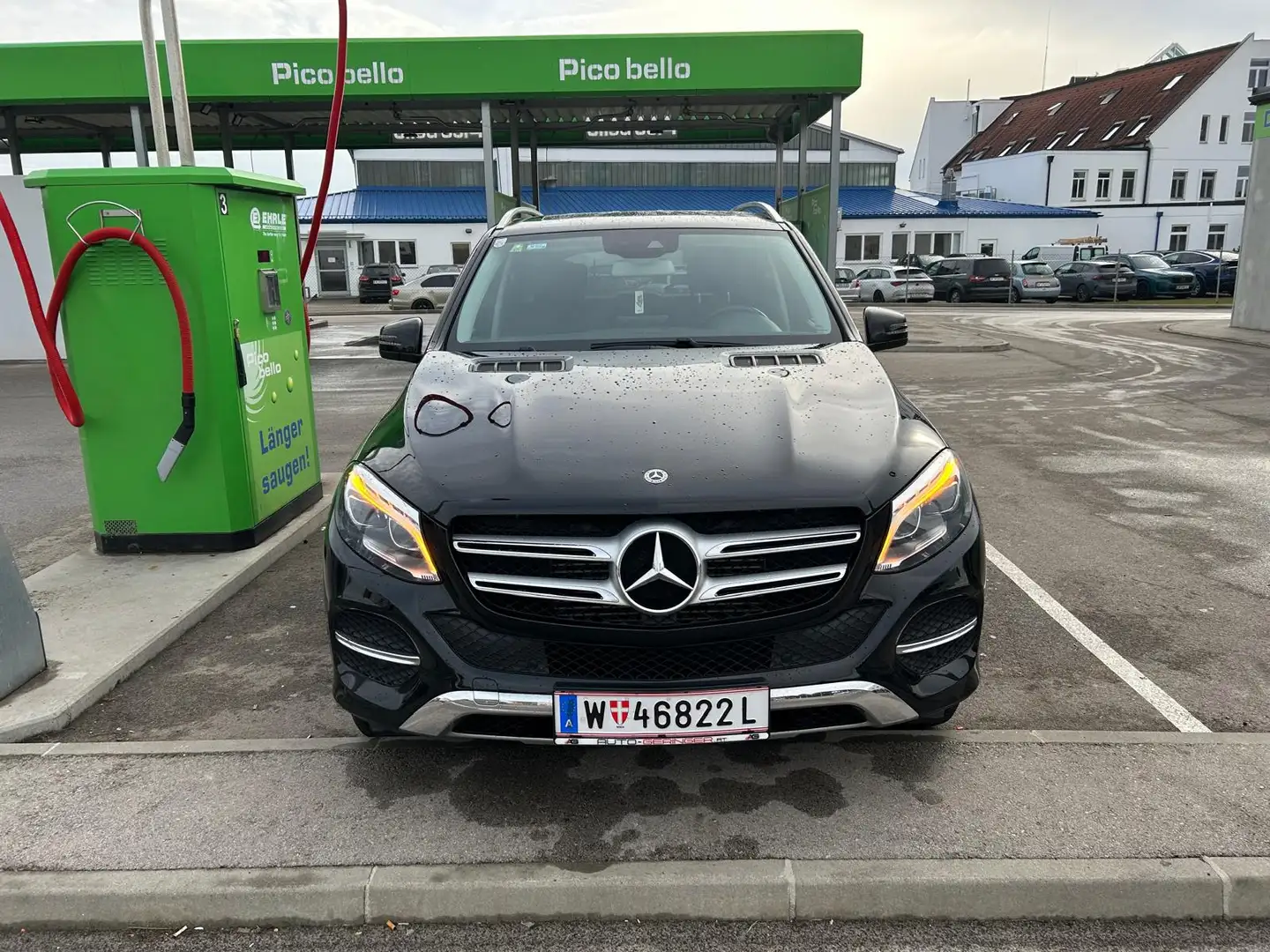 Mercedes-Benz GLE 250 GLE 250 d 4Matic Aut. Schwarz - 1