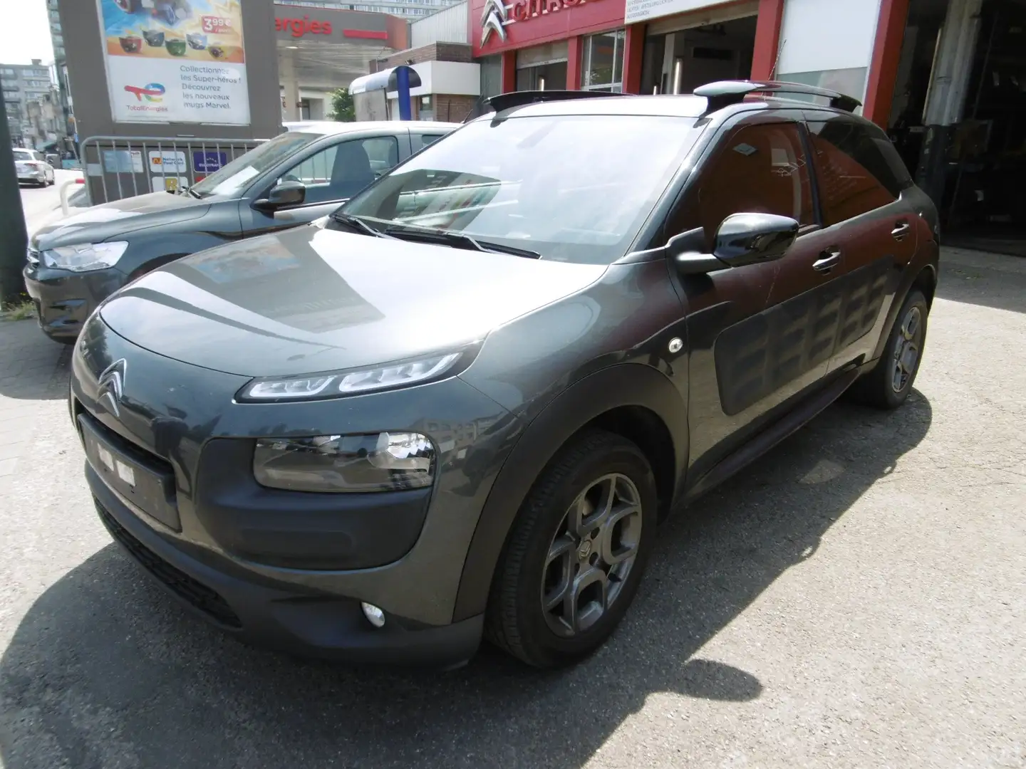Citroen C4 Cactus 1.2 PureTech Shine Gris - 1