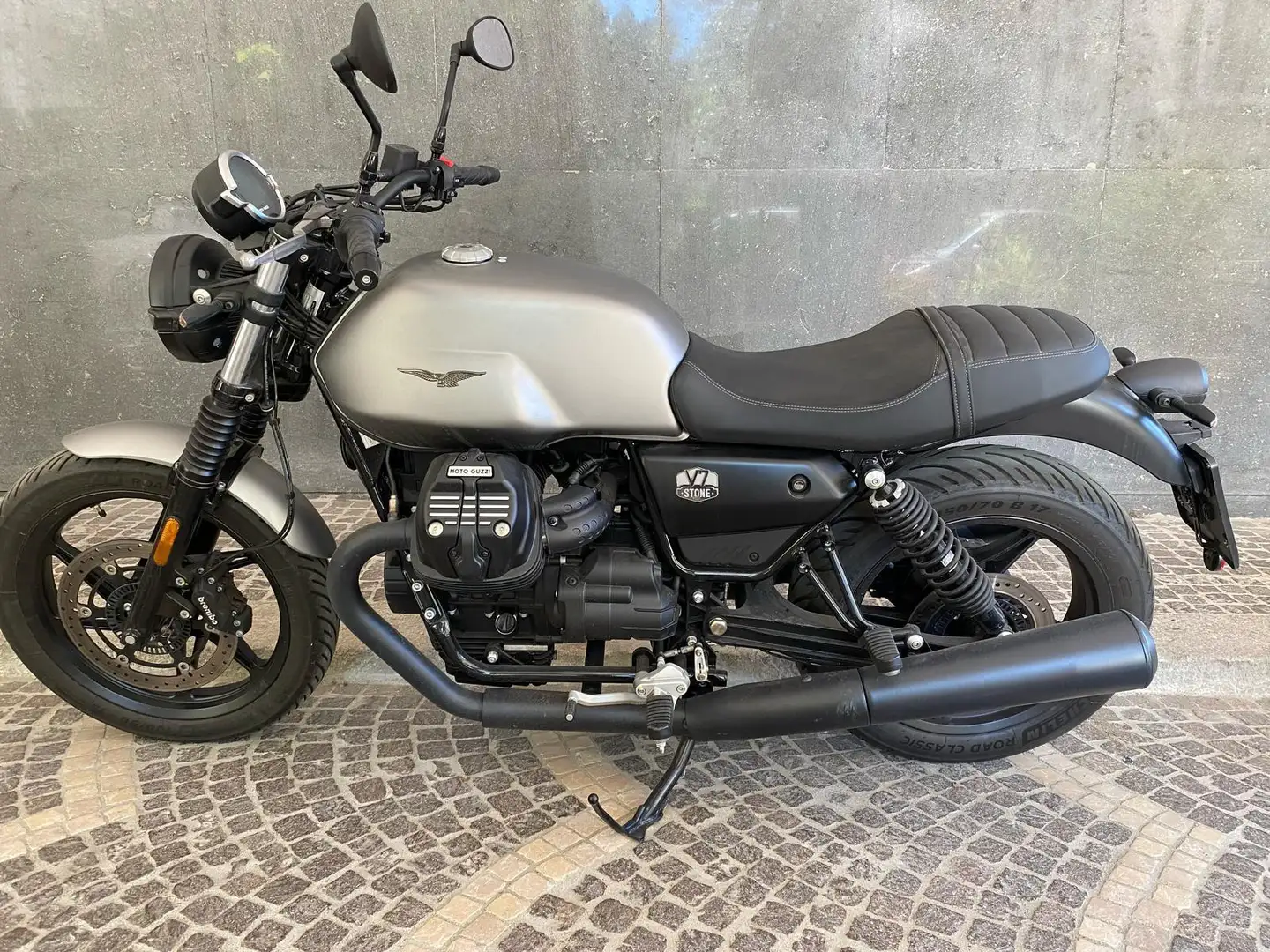 Moto Guzzi V 7 Gri - 1