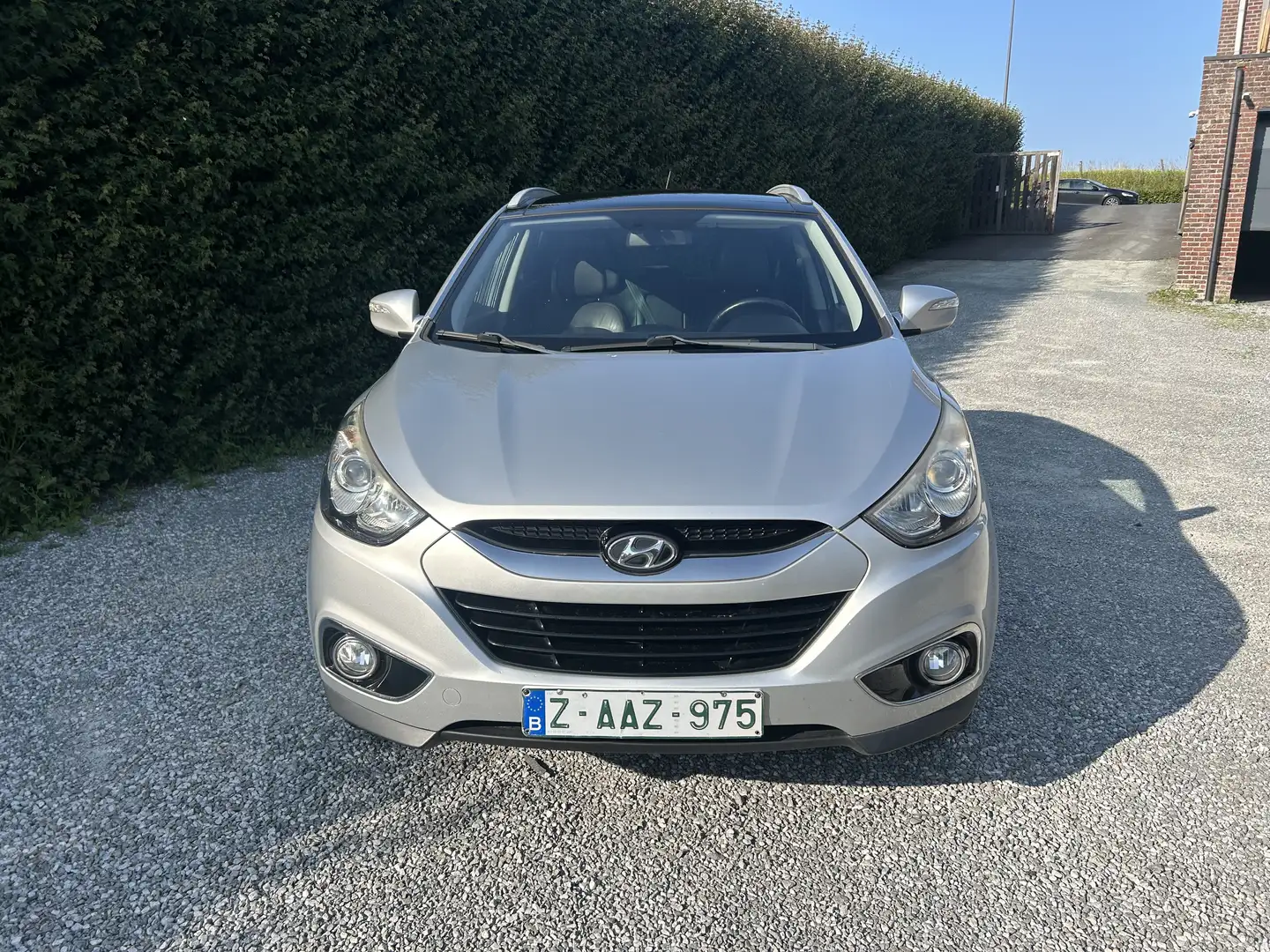 Hyundai iX35 2.0i 2WD Lounge/ GARANTIE 12MOIS/ CARPASS/ CT Grau - 2