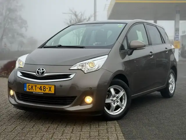 Toyota Verso-S 1.3 VVT-I AUTOMAAT CAMERA NAVI PANO