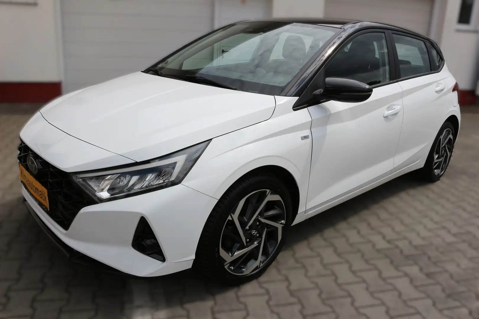 Hyundai i20 Intro Edition Mild-Hybrid Weiß - 2