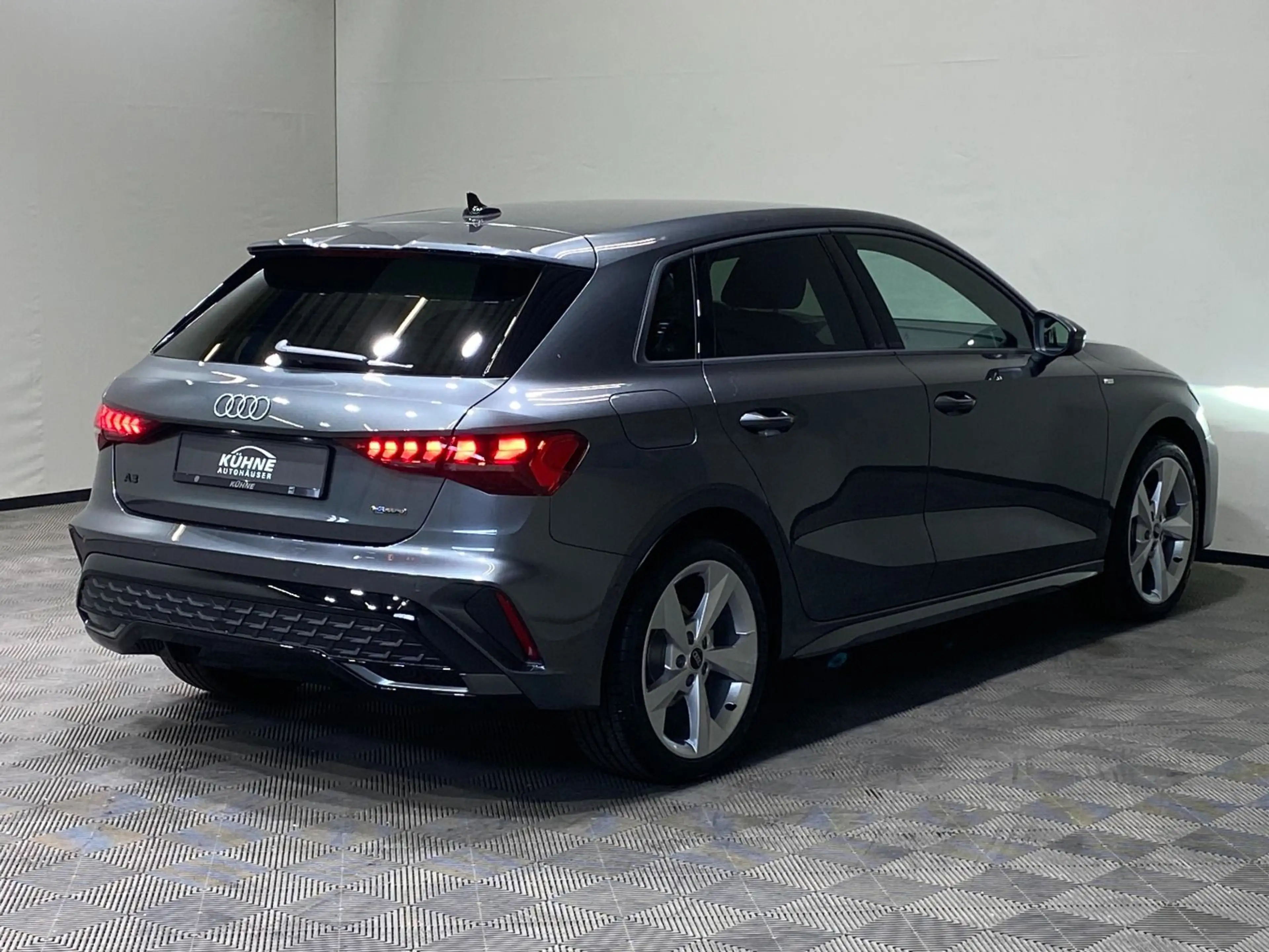 Audi A3 S line TFSI quattro S tronic | NAVI — photo 13