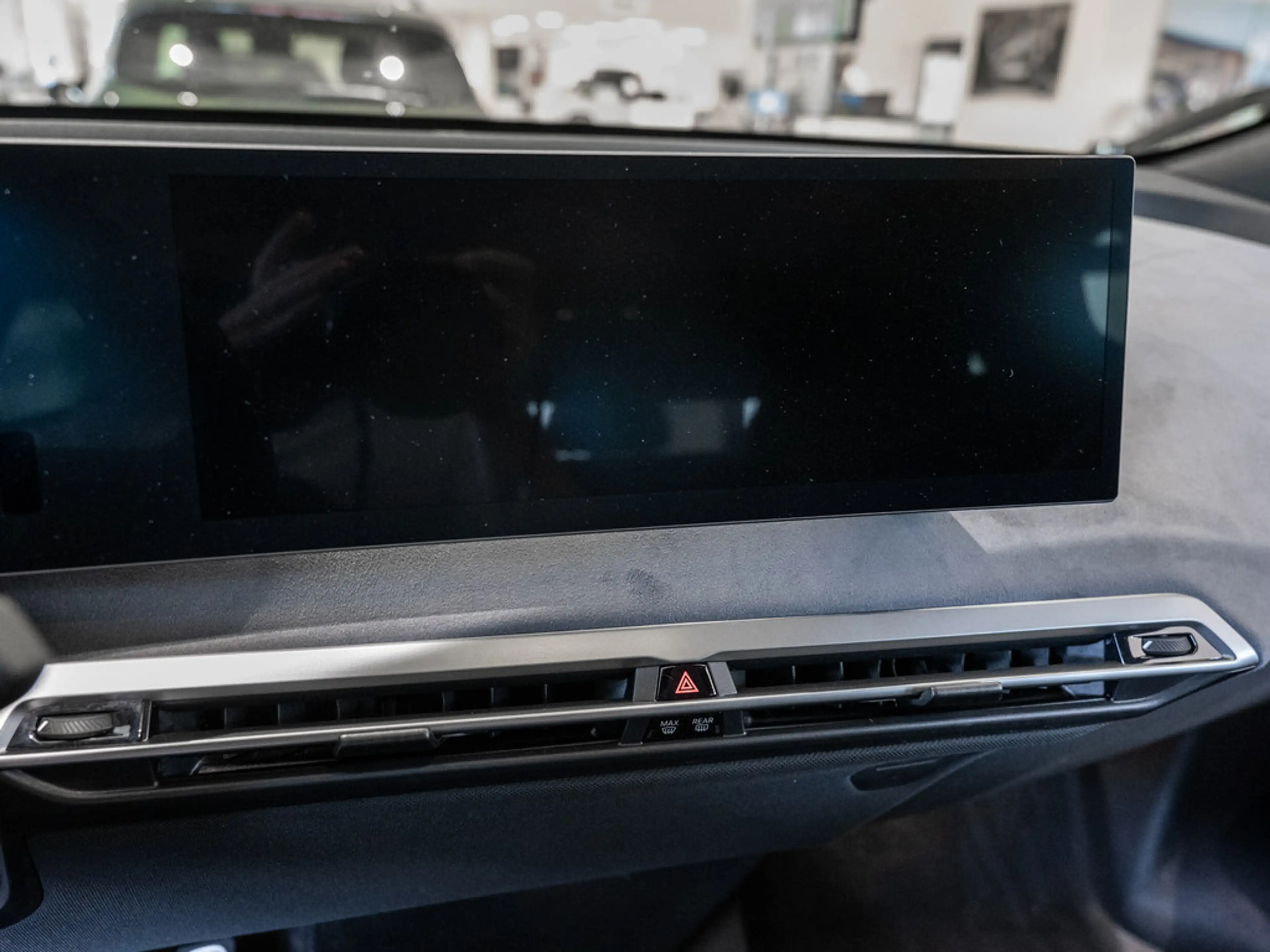 BMW iX xDrive60 M-Sport Pro FACEL. 360° PANO LED — photo 10