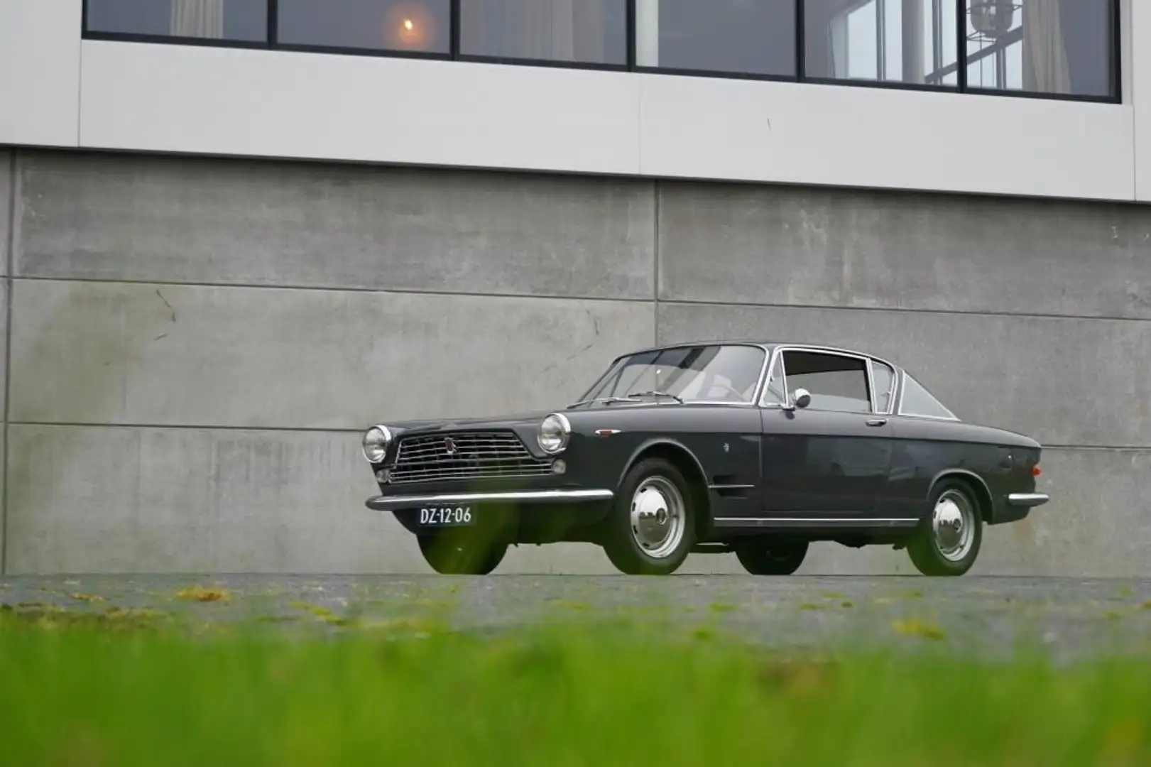 Fiat 2300 Coupe Gri - 2
