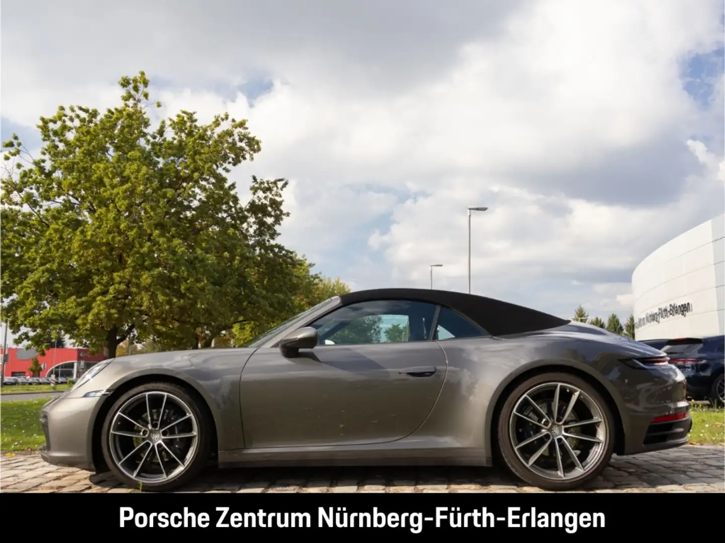 Porsche 992 911 Carrera Cabriolet SportChrono LED-Matrix Gris - 2