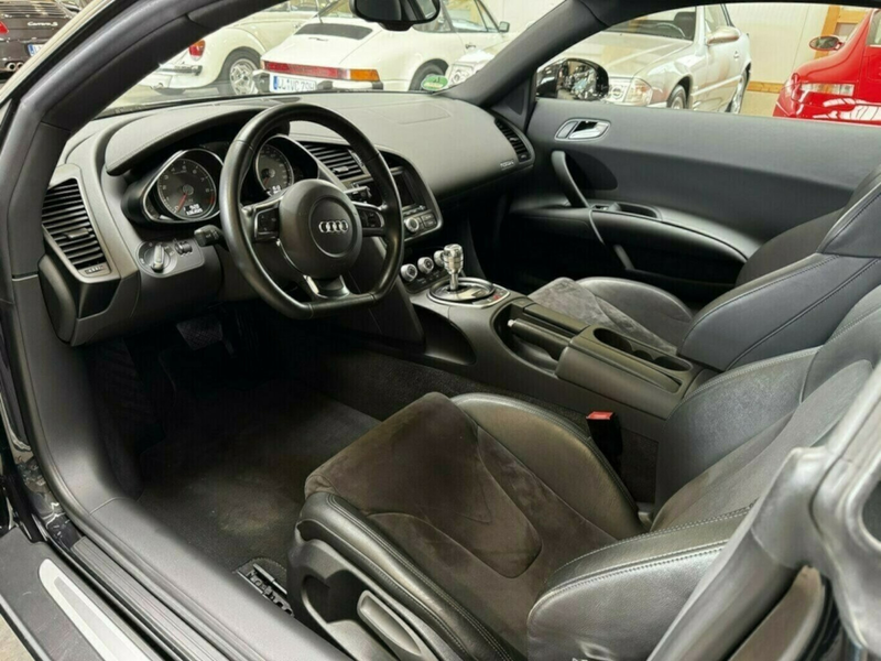 Audi R8 4.2 FSI V8 quattro Coupé makellos! — photo 12