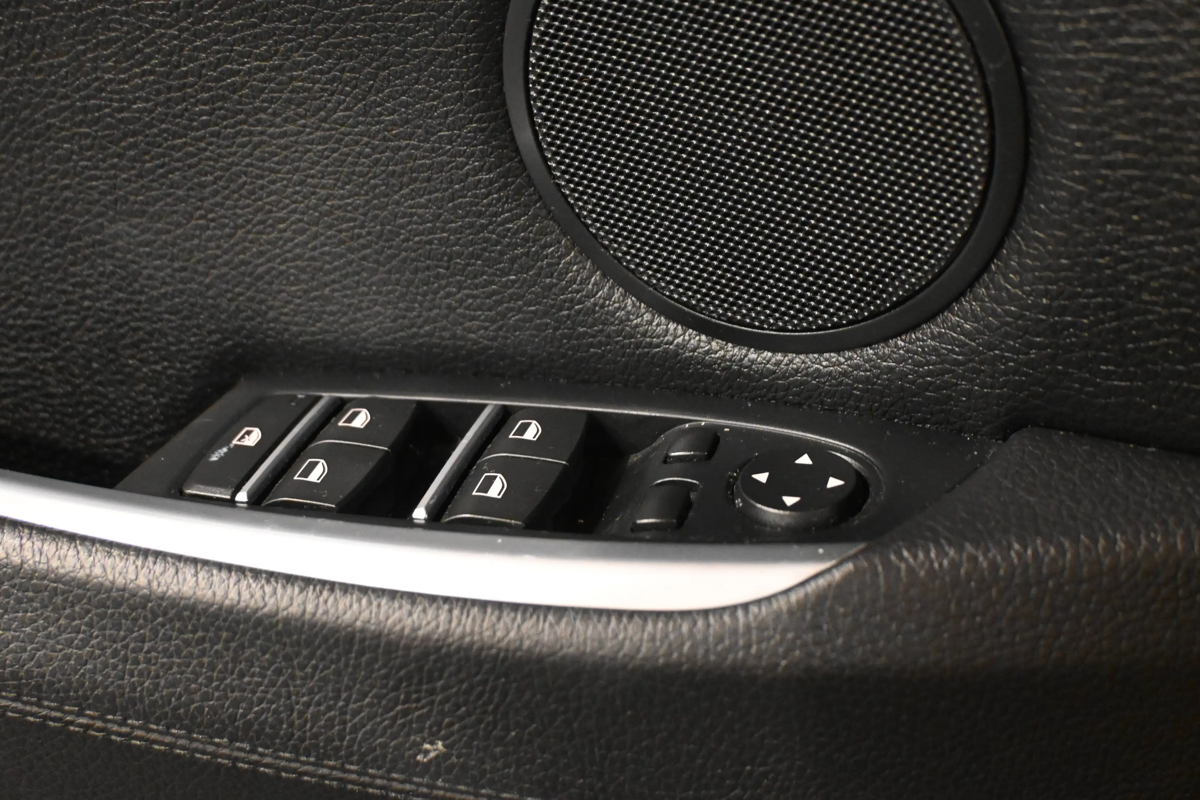 BMW 520 520 GT 520da GT / EURO 6b / CAMERA 360 / CUIR / GPS NAVIGATION / XENON / PDC !! — photo 9