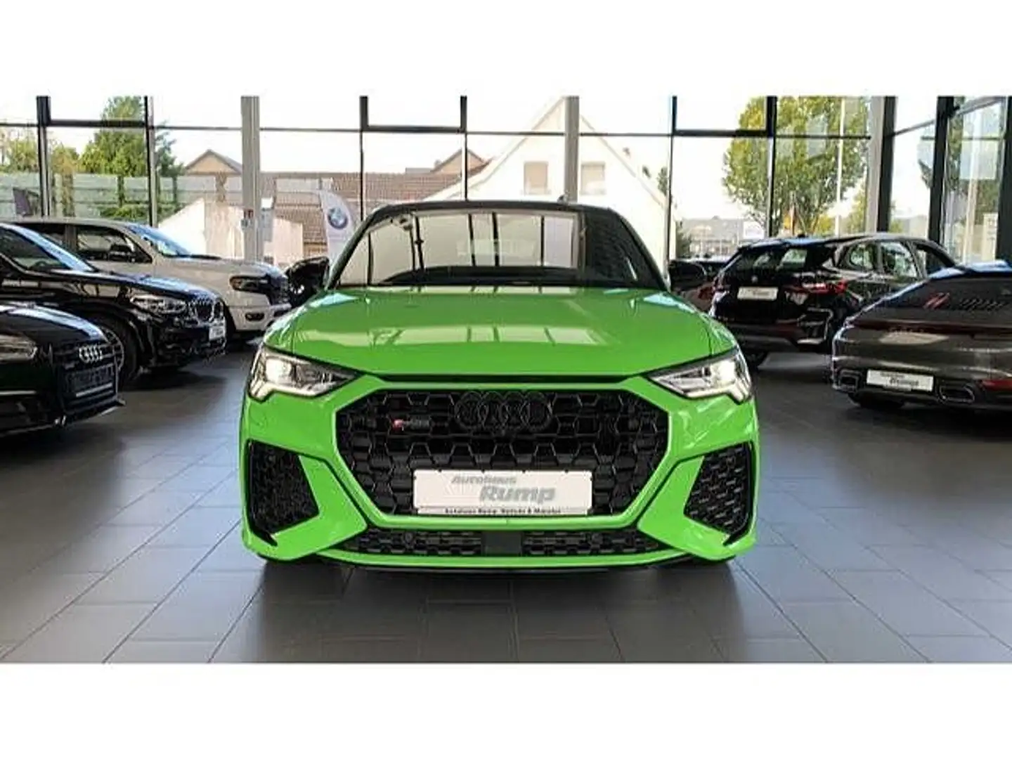 Audi RS Q3 2.5TFSI quattro Sonos/360/8fach Grün - 2