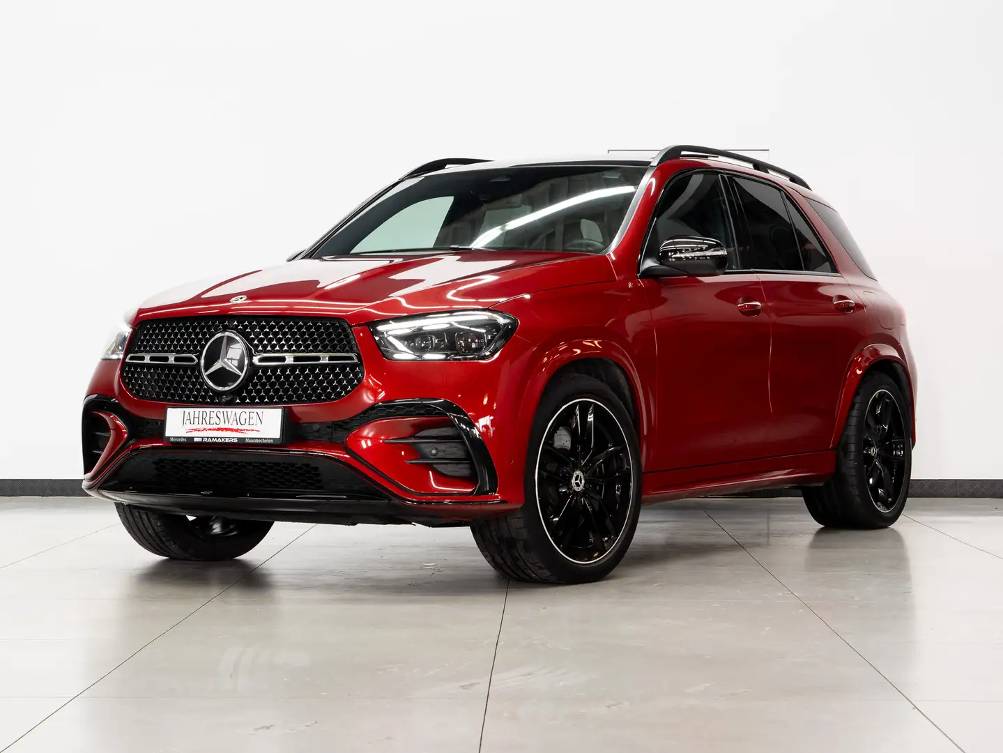 Mercedes-Benz GLE 350 de 4M AMG Premium Night 22" PANO Distronic Head-Up Rouge - 1