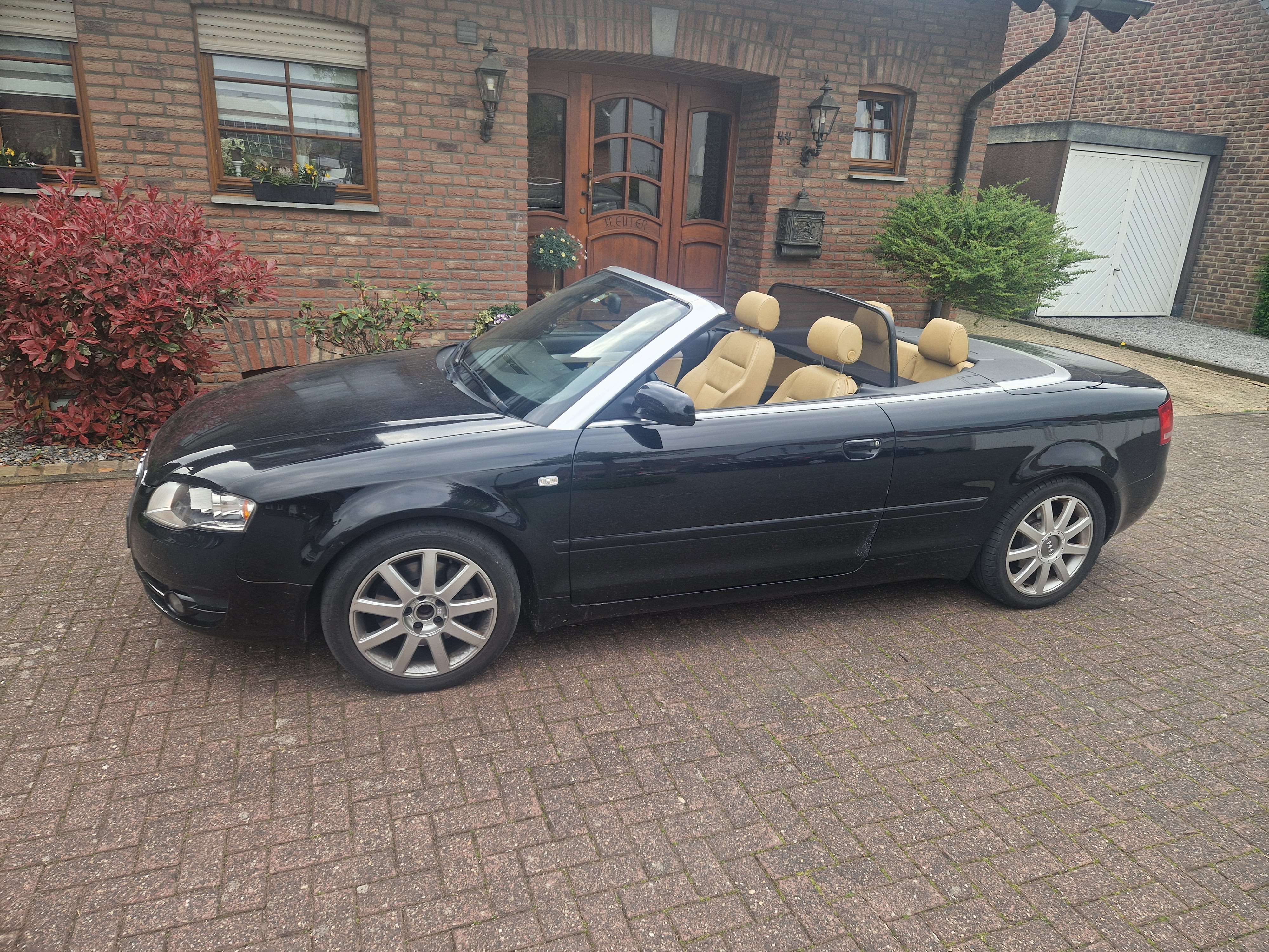 Second hand Audi A4 3.0