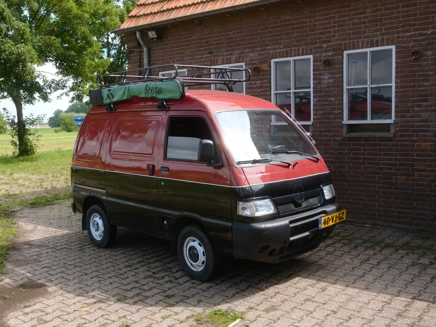 Daihatsu Hijet Hijet 1.3 EFI Std. Rood - 1
