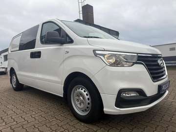 HYUNDAI H 1 teilverglast Profi 6SITZER*AHK*R-CAM