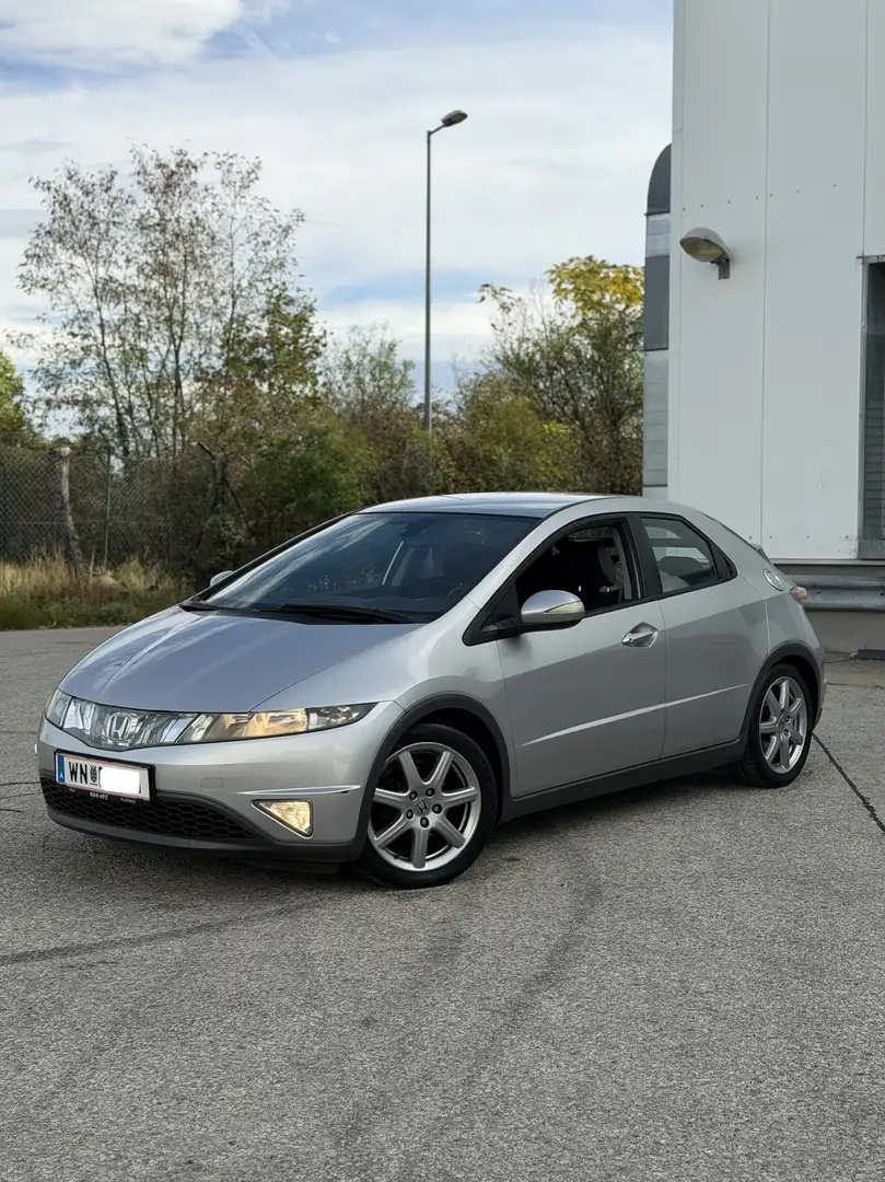 Honda Civic 140ps, Diesel, 6Gang, Pickerl 9/2027,8Fach, Tempom - 1