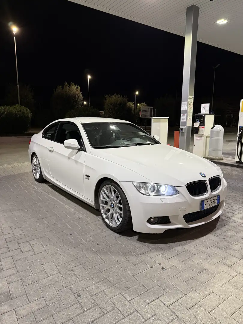 BMW 320 320d Coupe xdrive Msport - 2