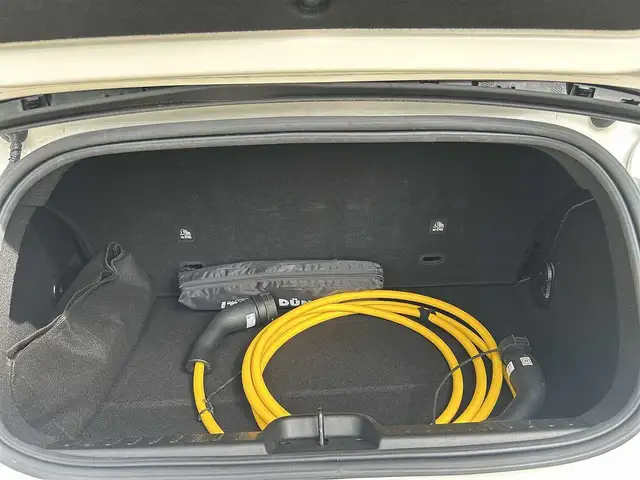 Fiat 500e view 10