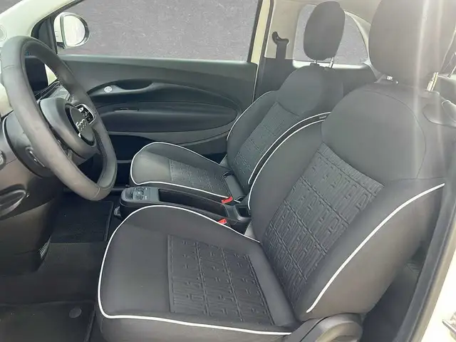Fiat 500e view 6