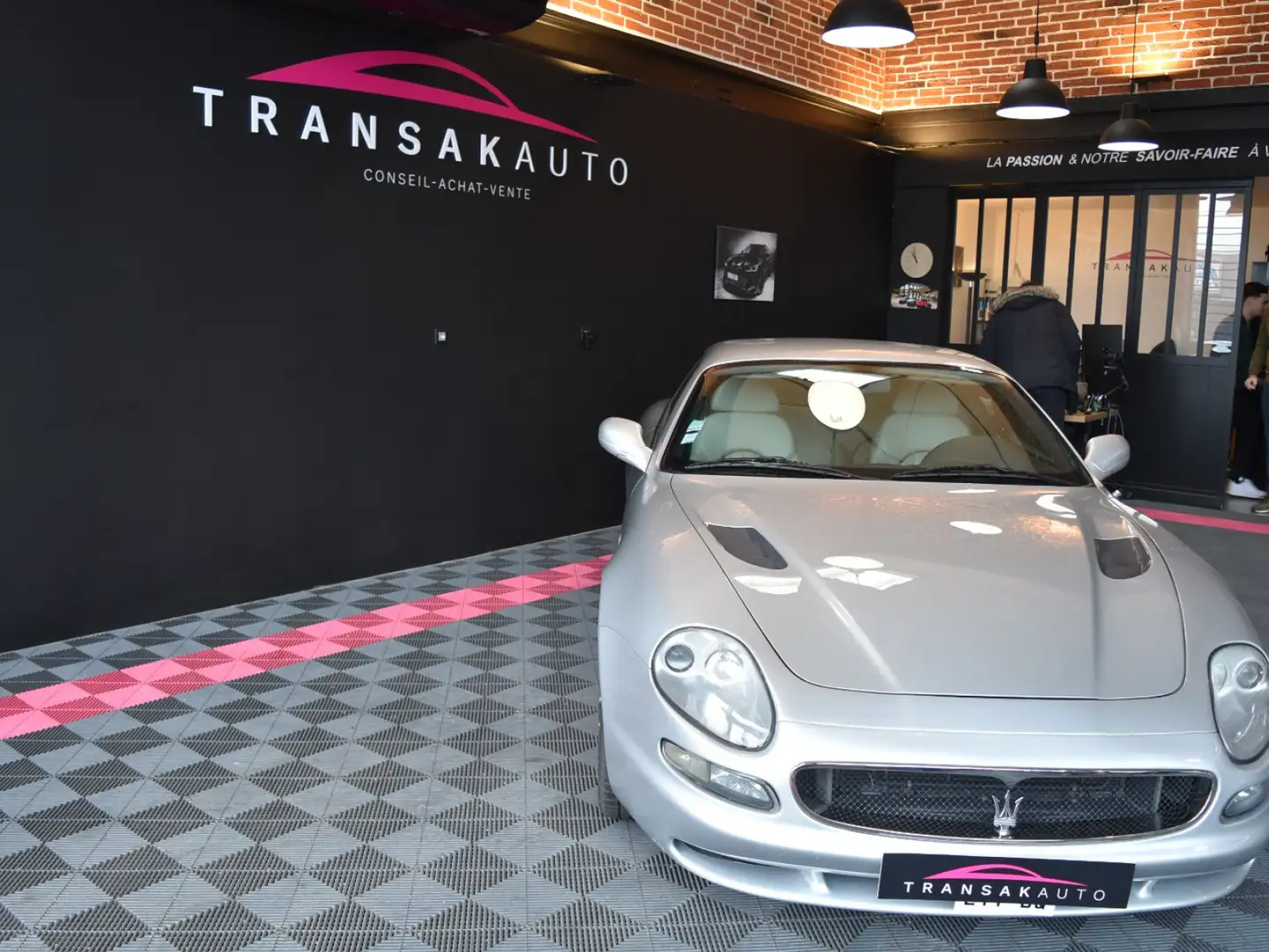 Maserati Coupe Grijs - 2