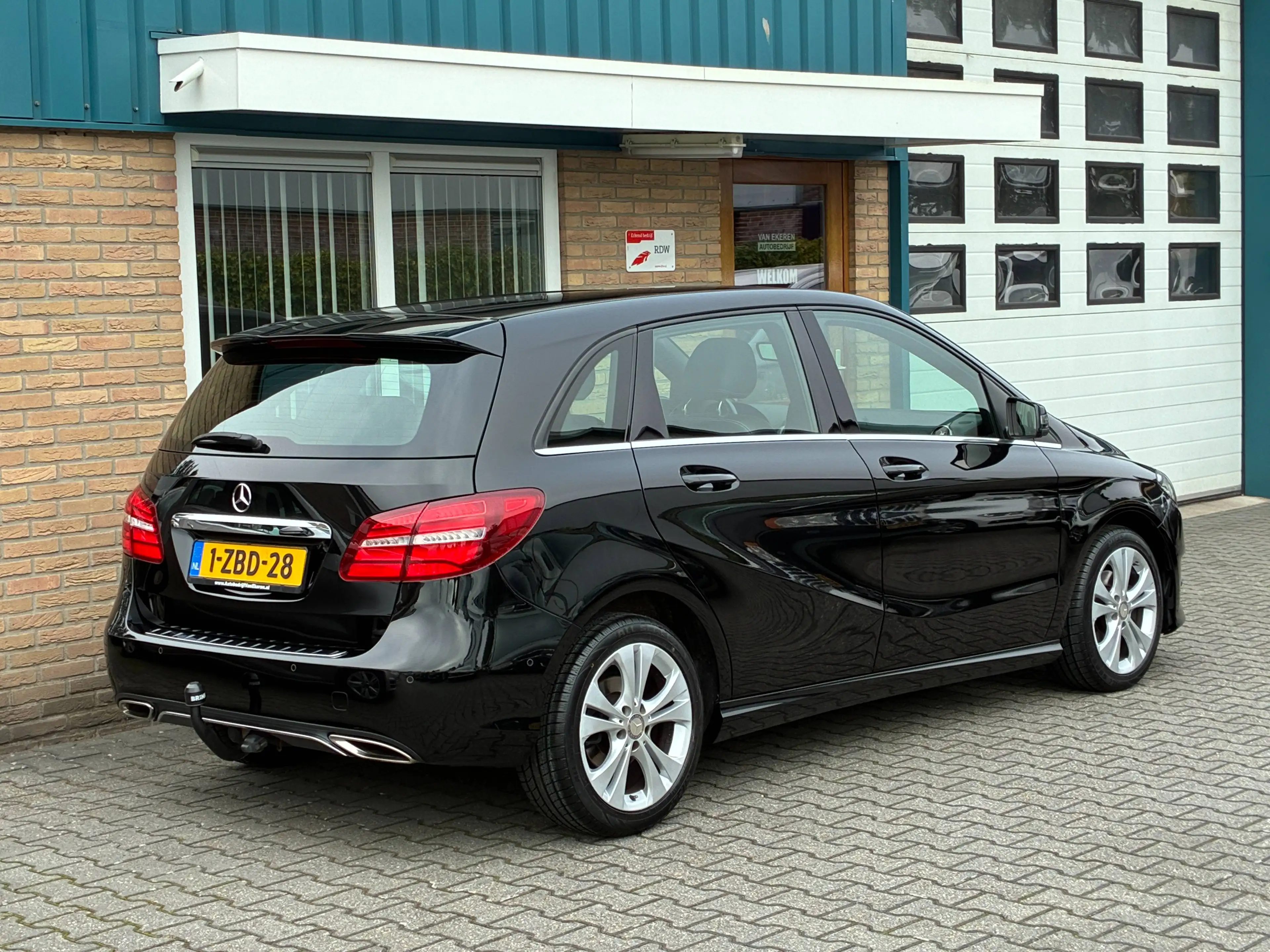 Mercedes-Benz B 180 180 Ambition Automaat Model 2015 — photo 5