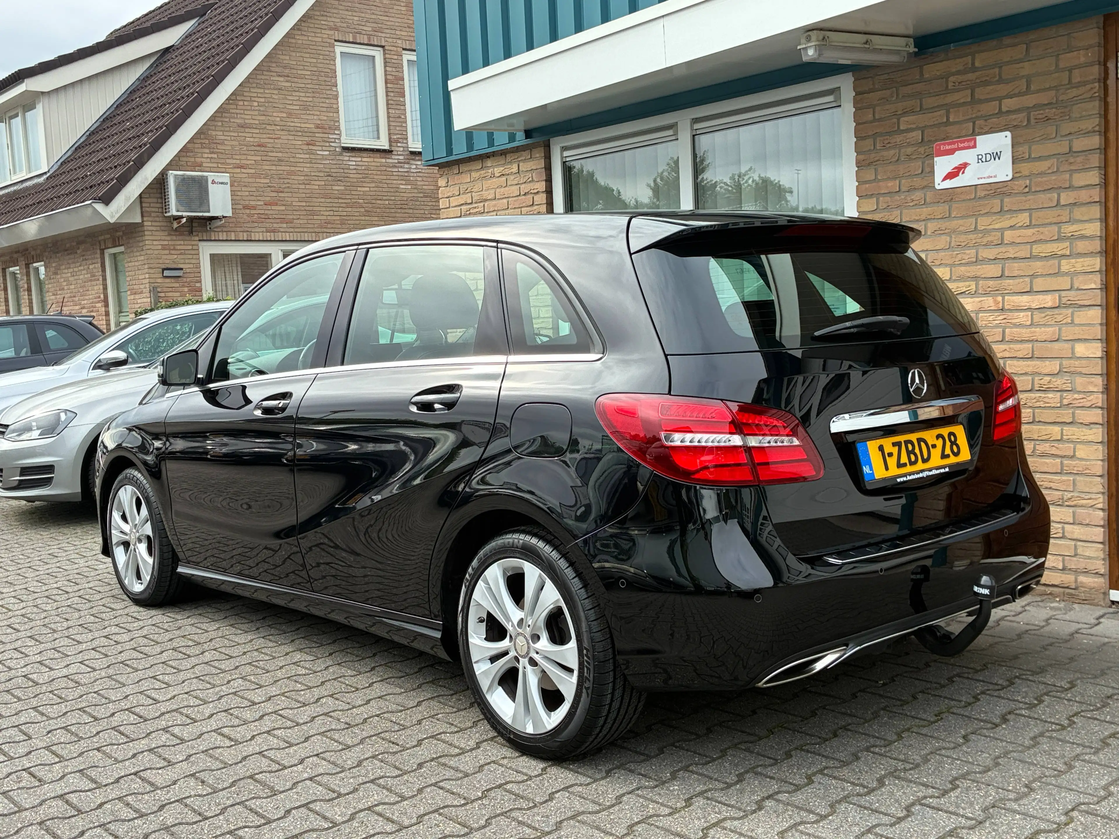 Mercedes-Benz B 180 180 Ambition Automaat Model 2015 — photo 4