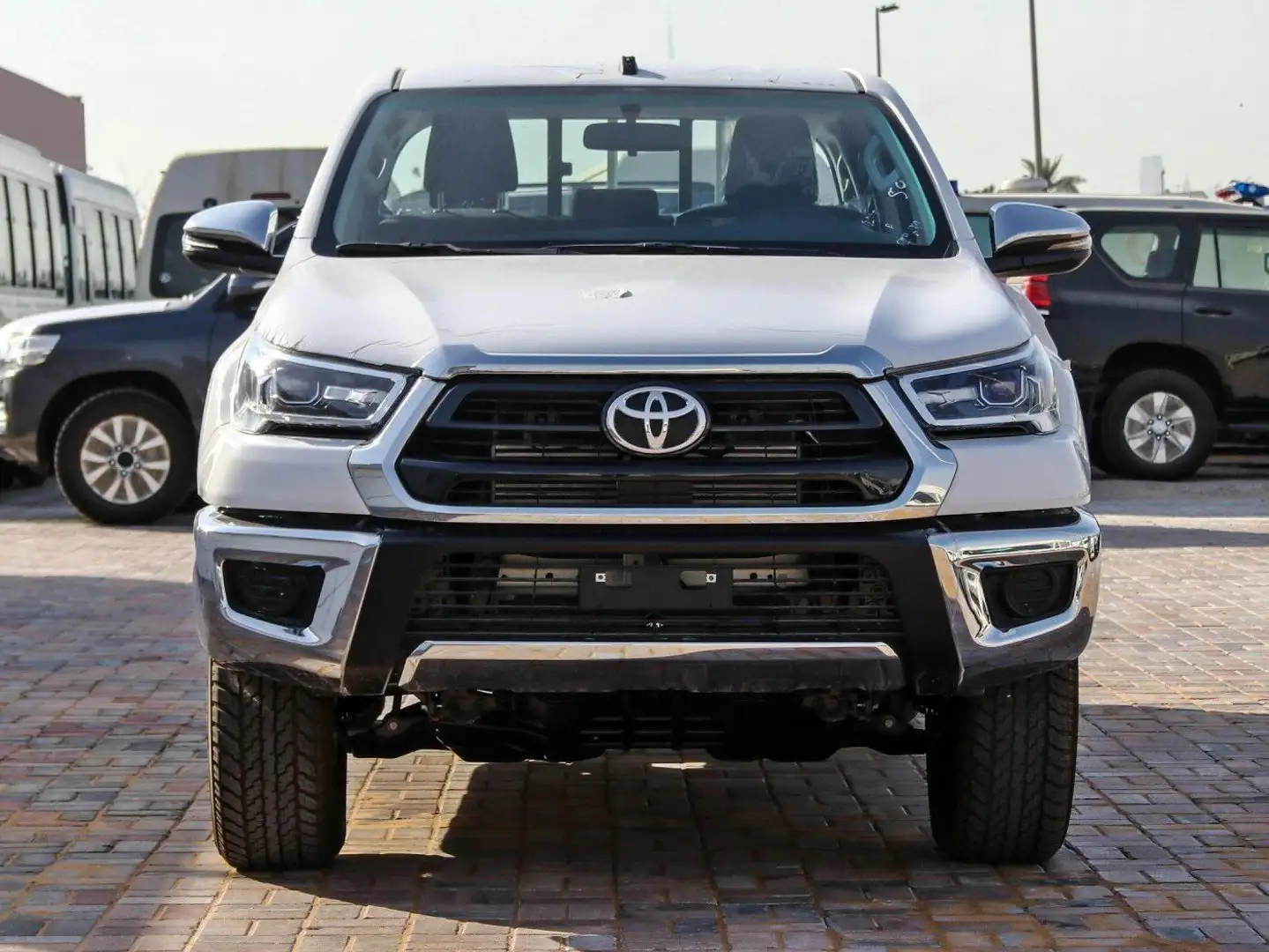 Toyota Hilux HILUX 2.4L HIGH Diesel M/T 2023 *EXPORT OUT OF EU* Blanc - 2