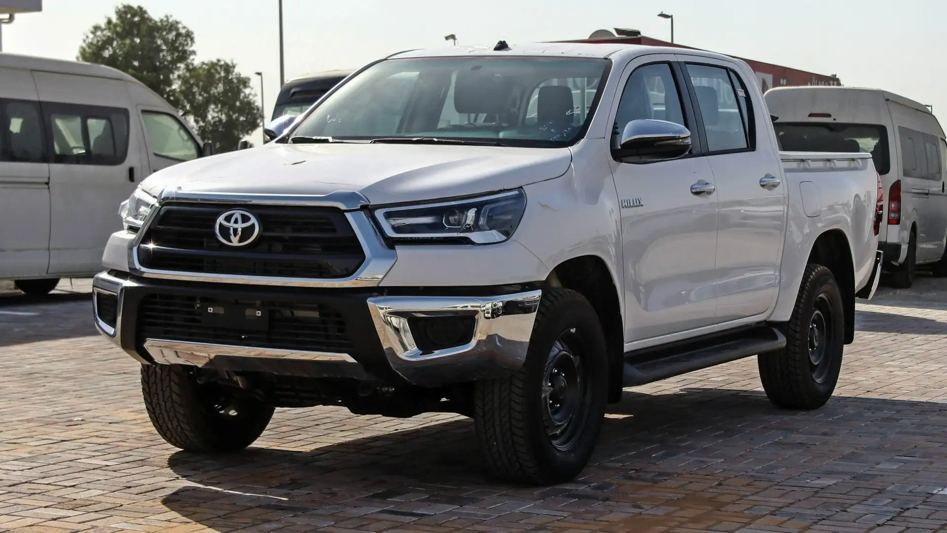 Toyota Hilux HILUX 2.4L HIGH Diesel M/T 2023 *EXPORT OUT OF EU* Blanc - 1