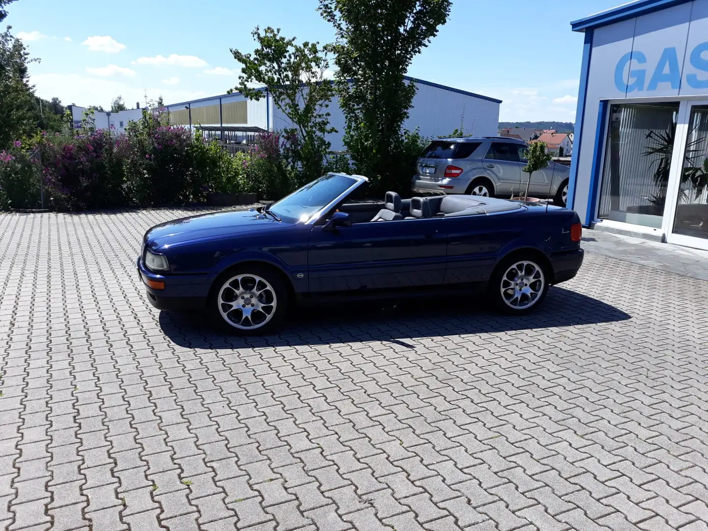 Audi Cabriolet Cabriolet Blau - 1