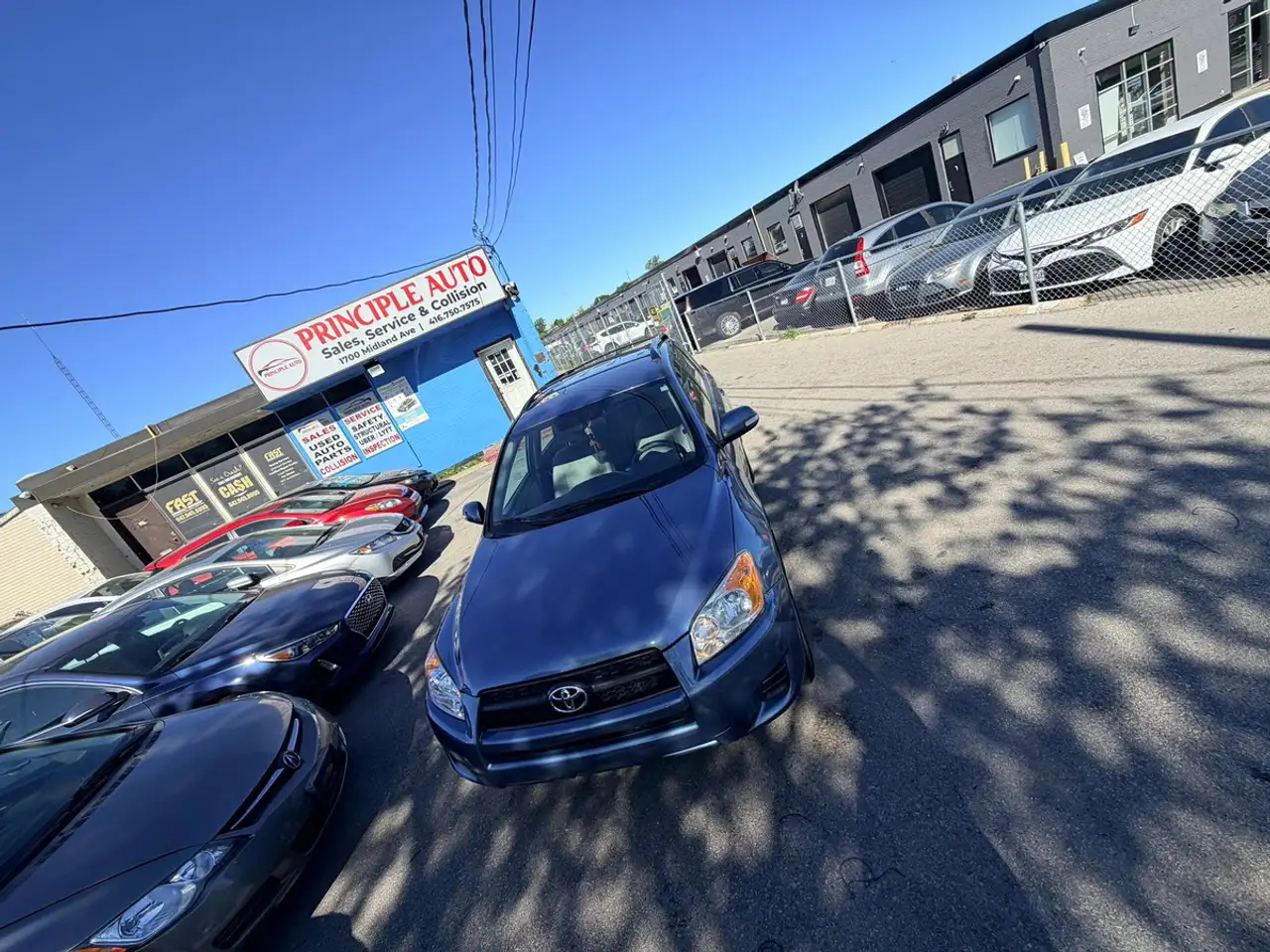 Toyota RAV 4 снимка Toyota RAV 4