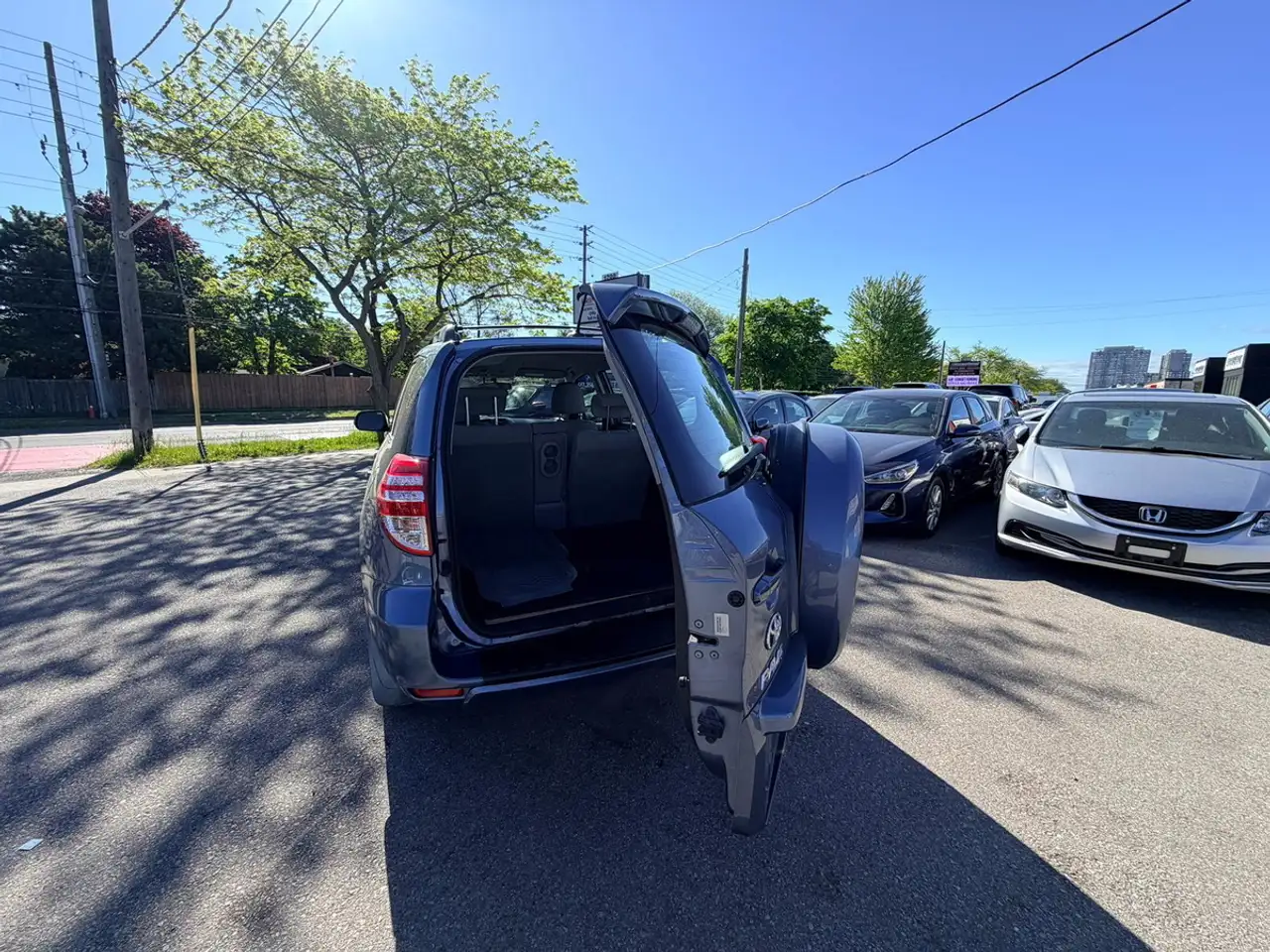 Toyota RAV 4 снимка Toyota RAV 4