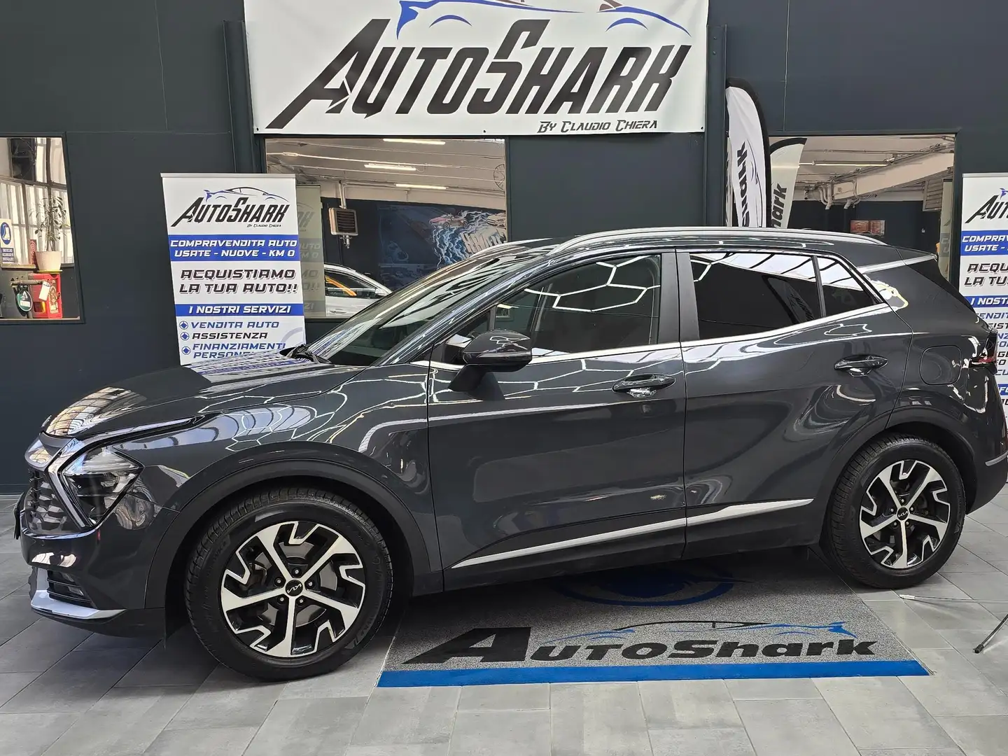 Kia Sportage Sportage V 2022 1.6 crdi mhev Style imt Grigio - 1