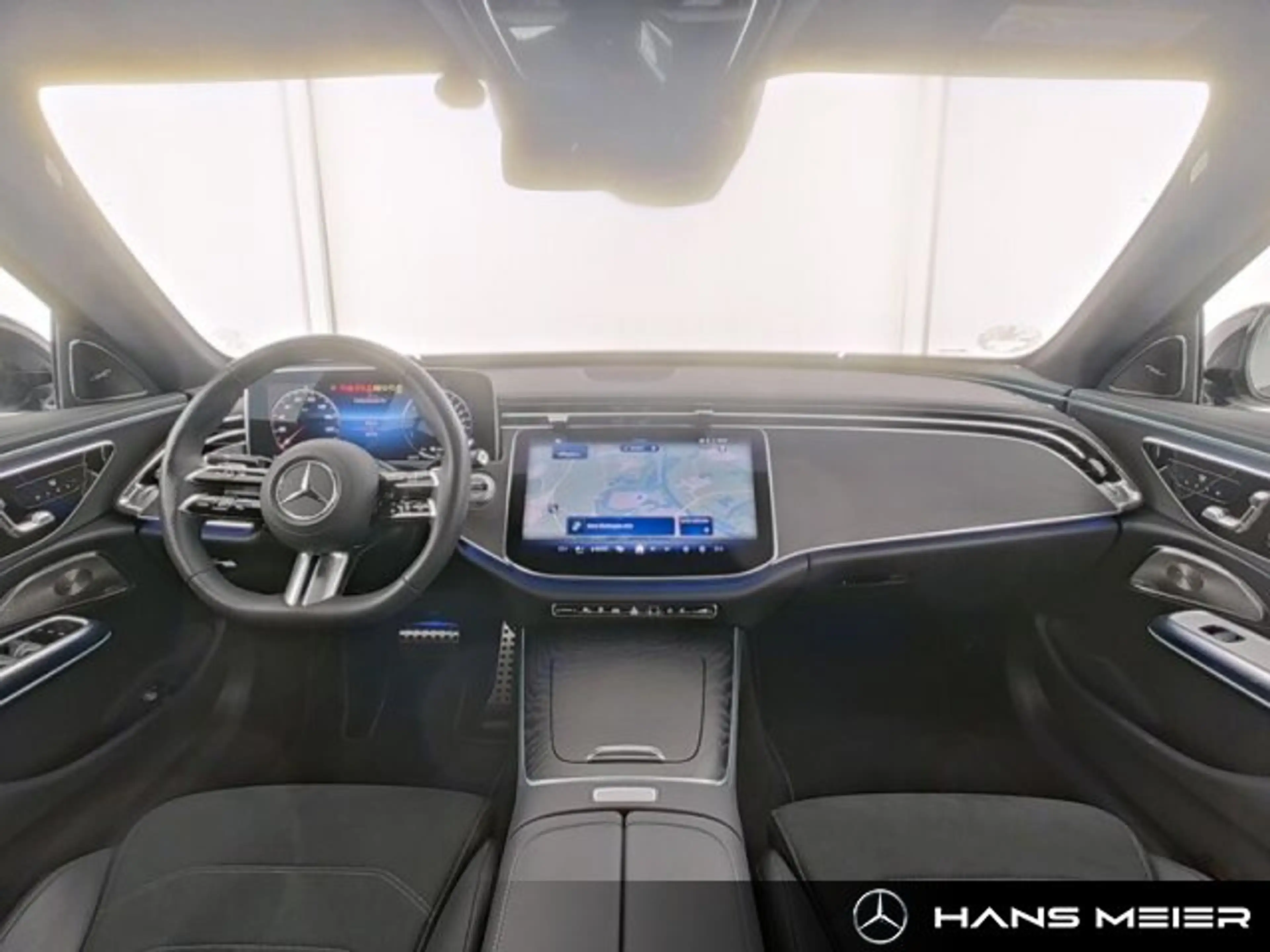 Mercedes-Benz E 400 E 400 e 4M AMG AHK Night Burmester Memory 360° — photo 8