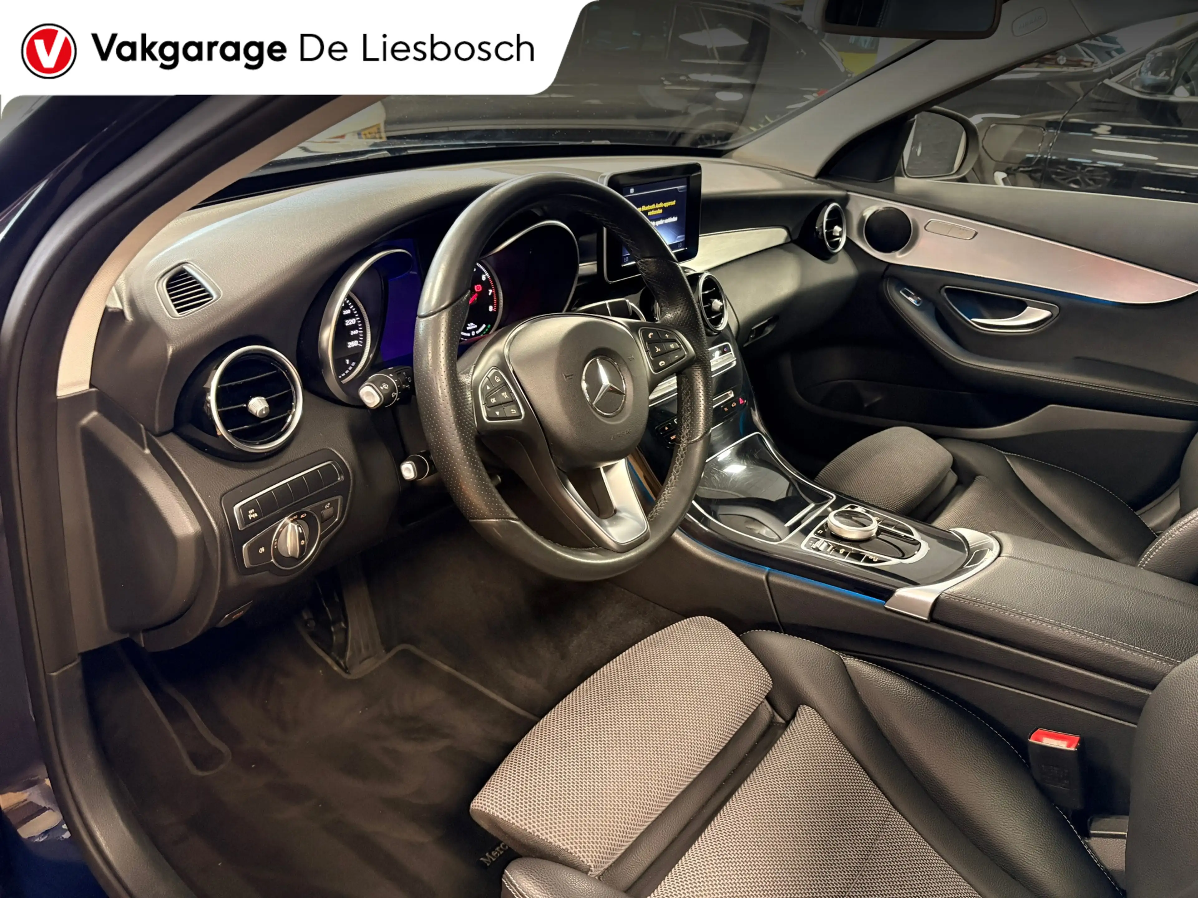 Mercedes-Benz C 350 Estate e Lease Edition / sfeer verlichting / camer — photo 11
