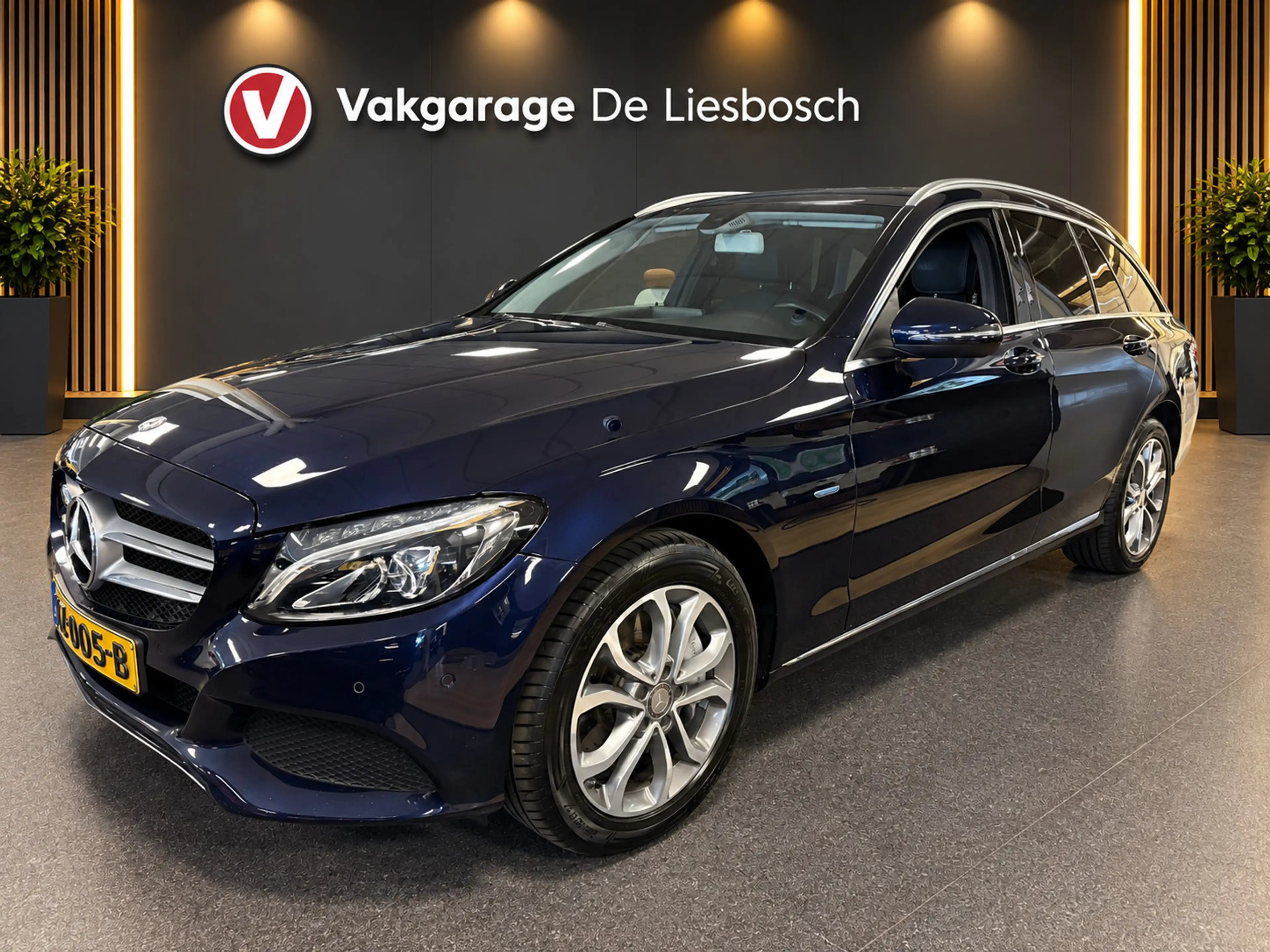 Mercedes-Benz C 350 Estate e Lease Edition / sfeer verlichting / camer