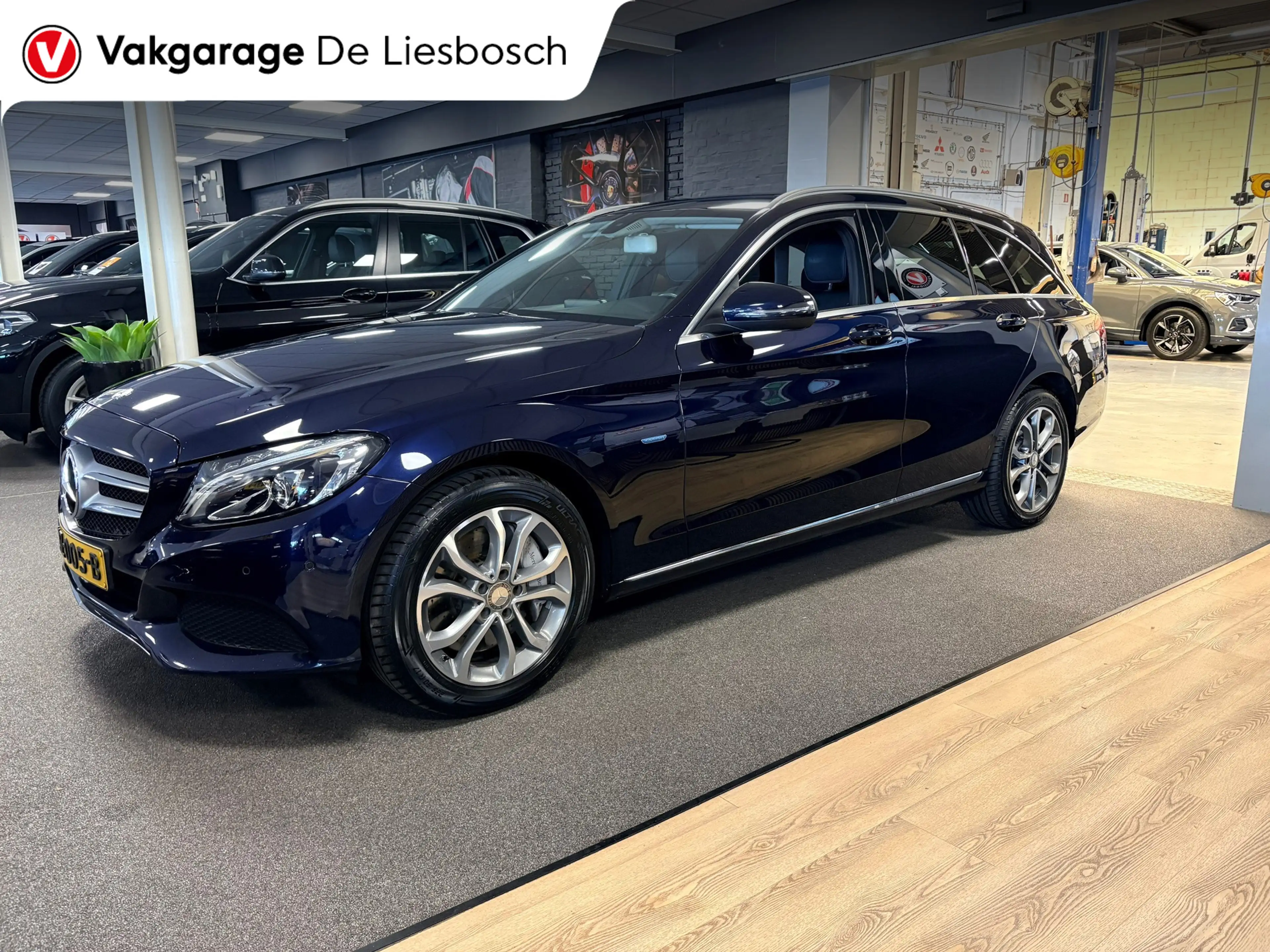 Mercedes-Benz C 350 Estate e Lease Edition / sfeer verlichting / camer — photo 2