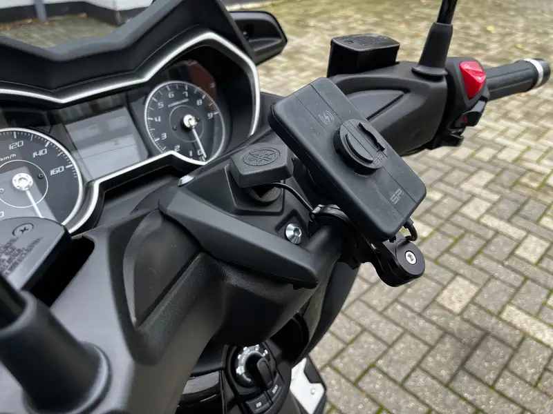 Yamaha X-Max 300 - foto 6