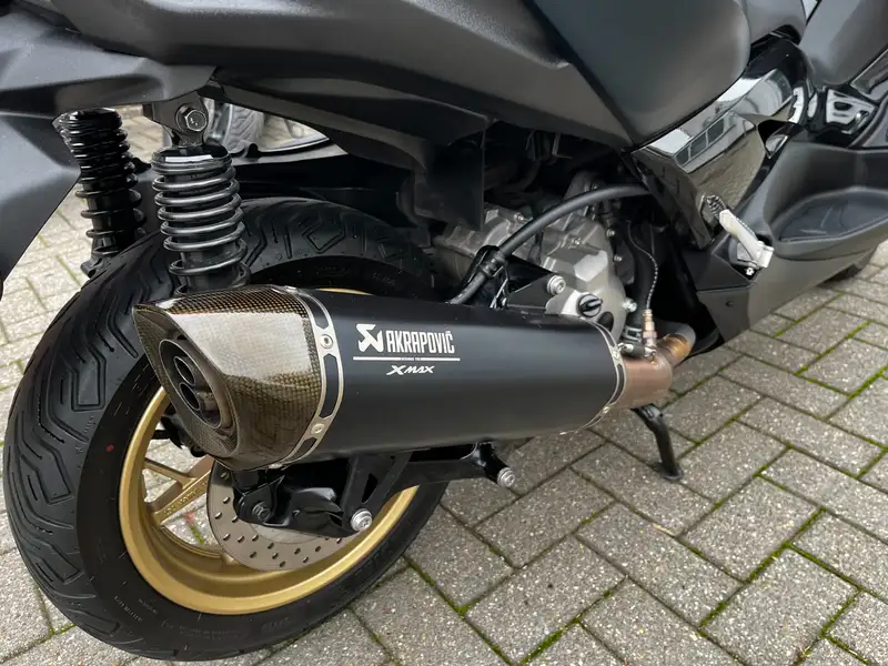 Yamaha X-Max 300 - foto 5