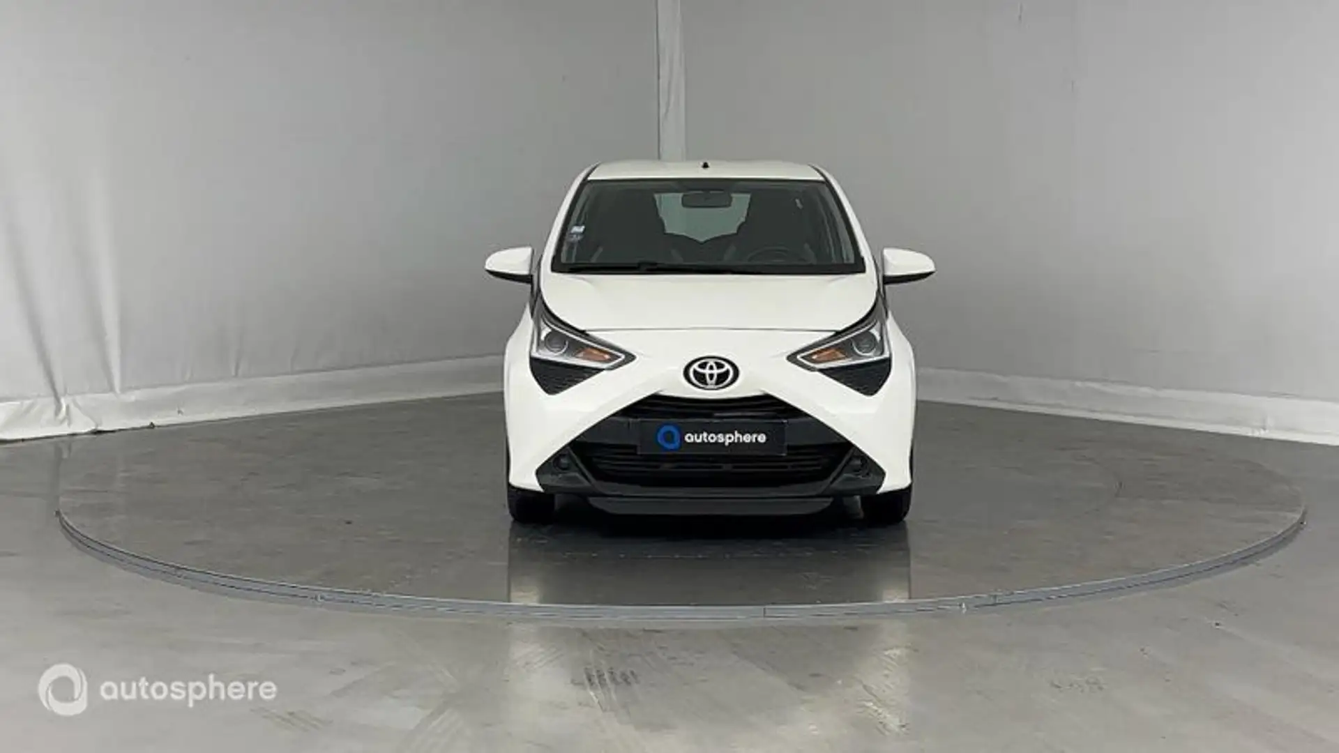 Toyota Aygo 1.0 VVT-i 72ch x-play 5p - 2