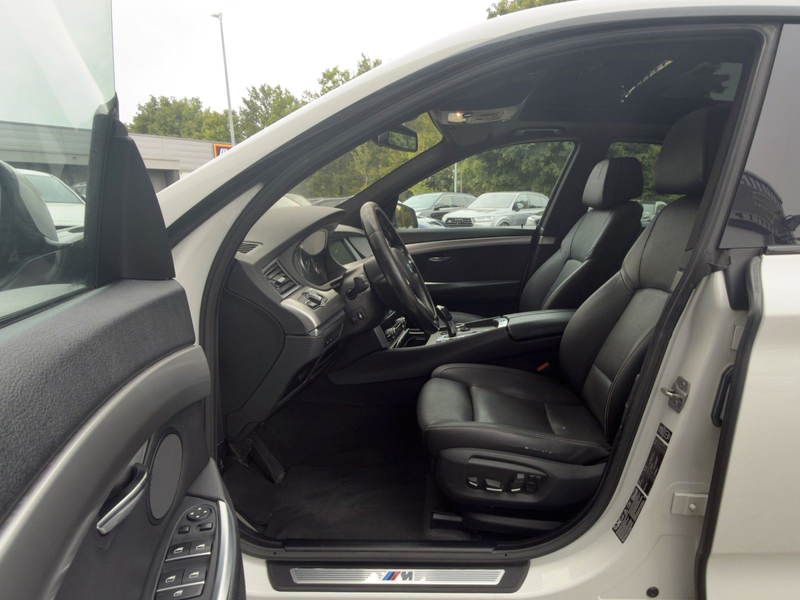 BMW 535 dxDr GT M SPORT SITZBEL+PANO+STNDH+HUD+360+20 — photo 24